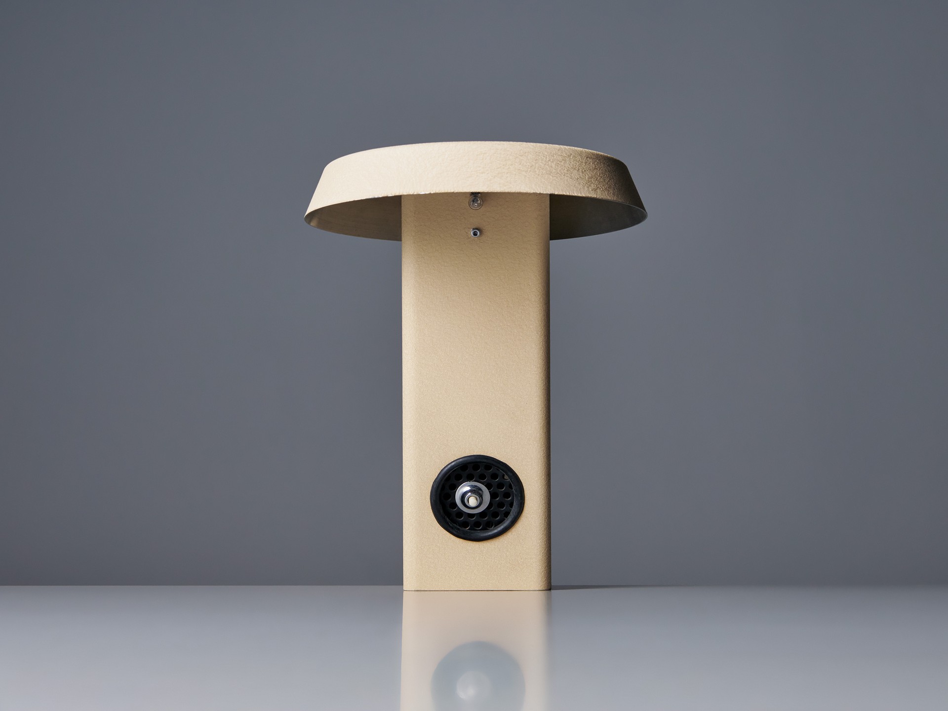 Table Lamp image 3