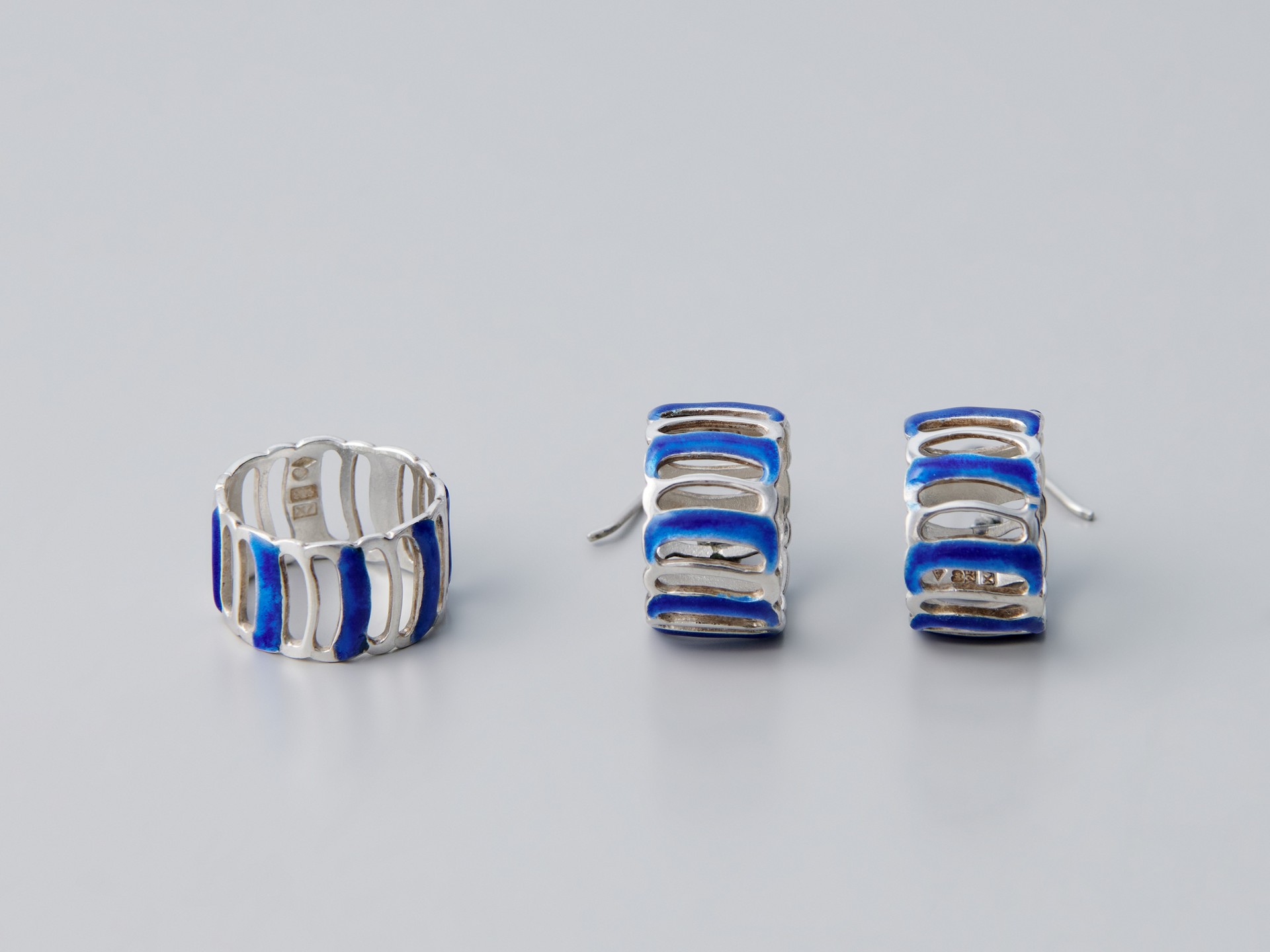 Bracelet Ring and Earrings image 5
