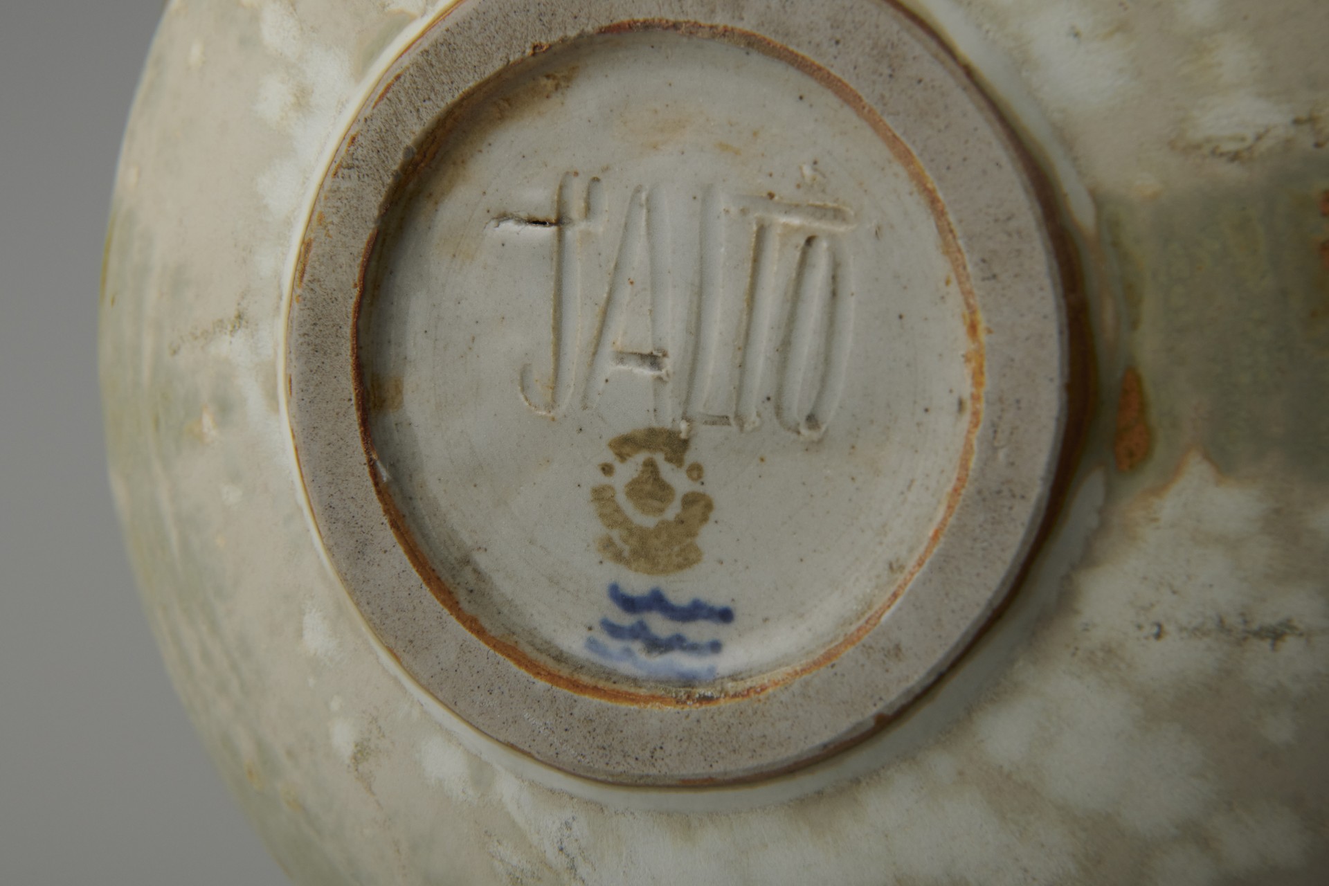 Vase image 6