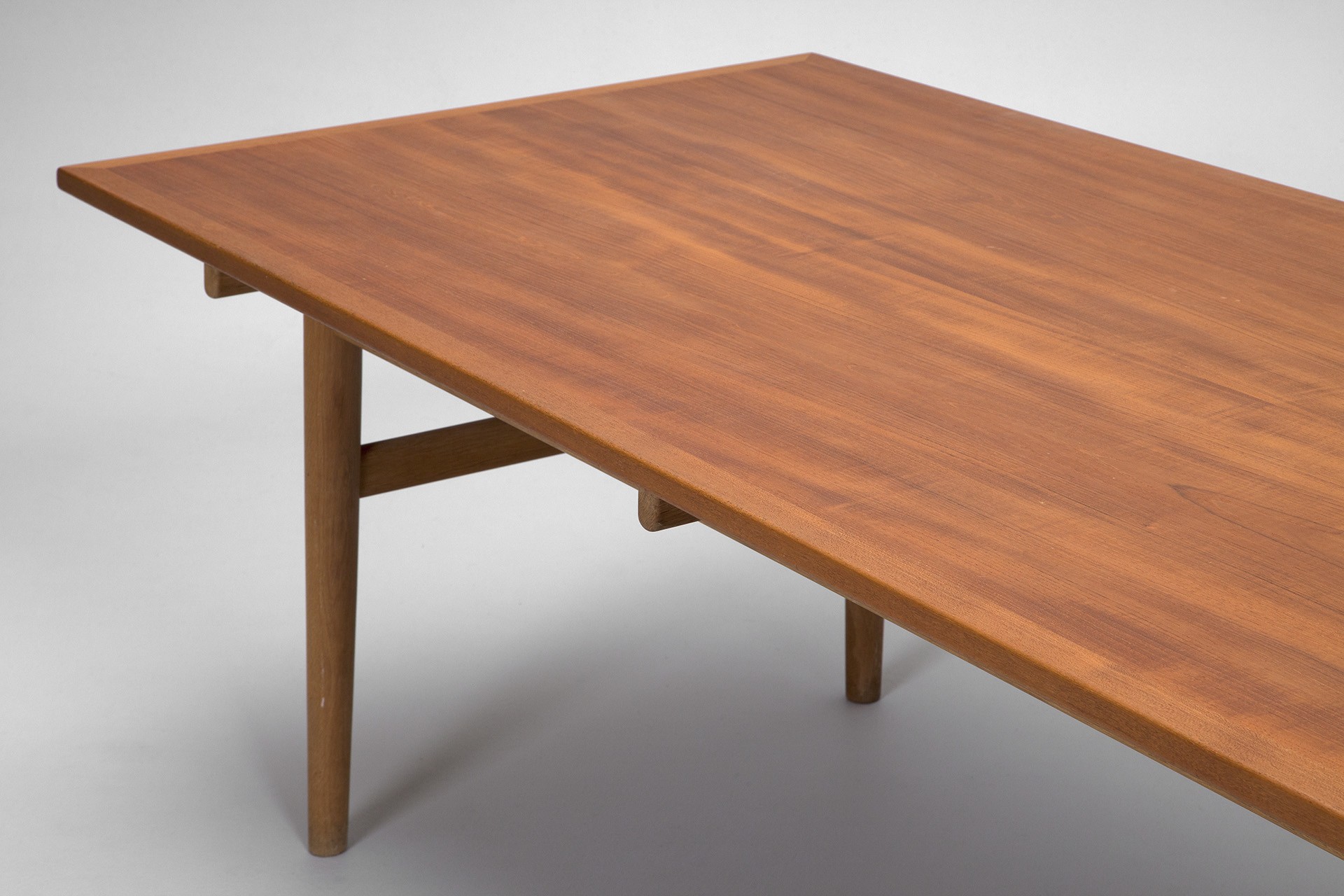 Dining Table image 4