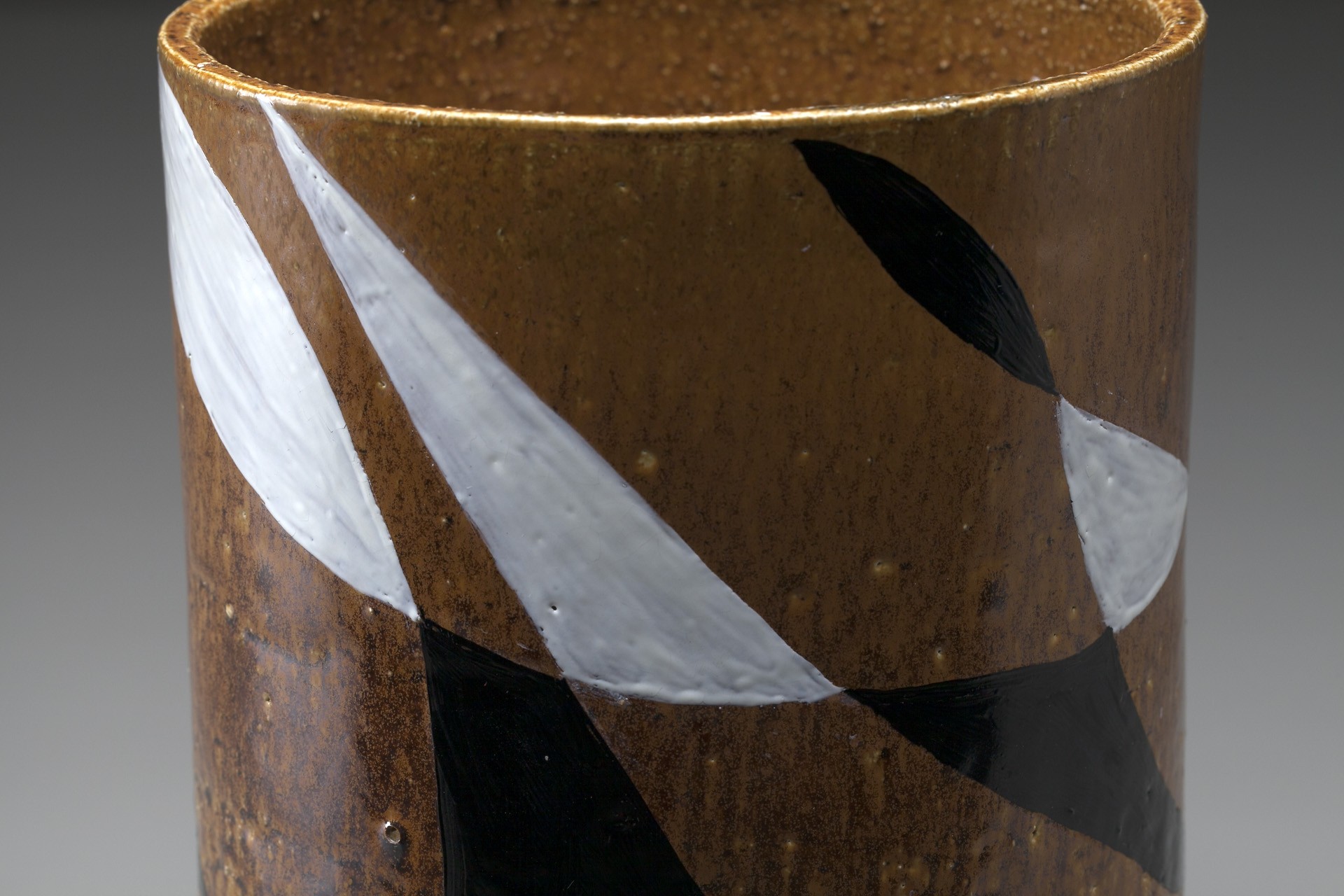 Stonevare Vase image 3