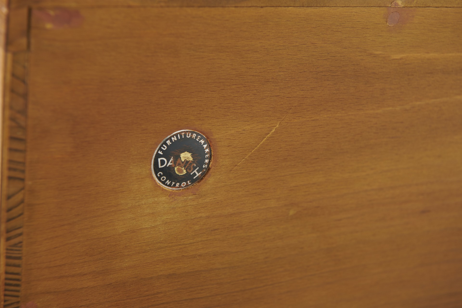 'Presidents' Sideboard image 9