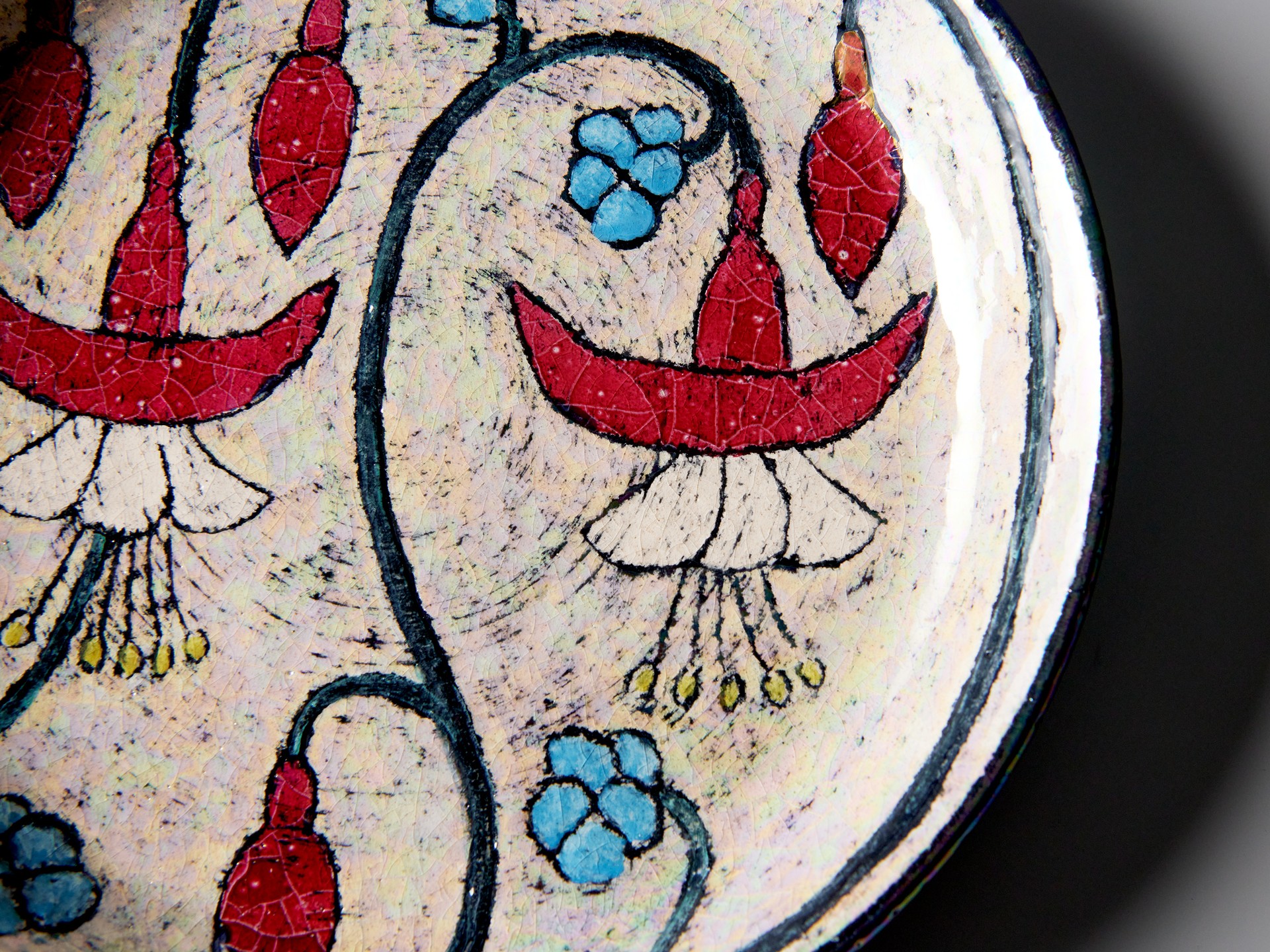 Set of Four Plates image 9