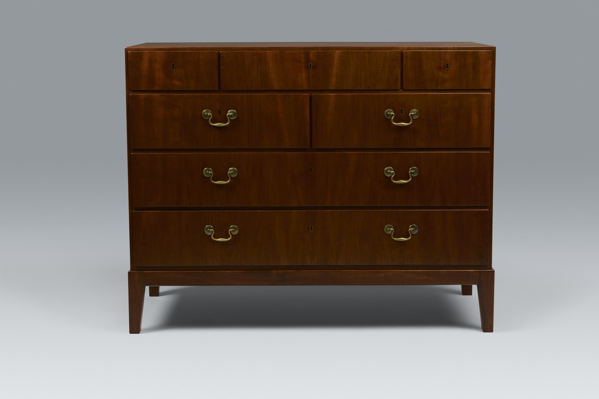 Chest of Drawers image 2