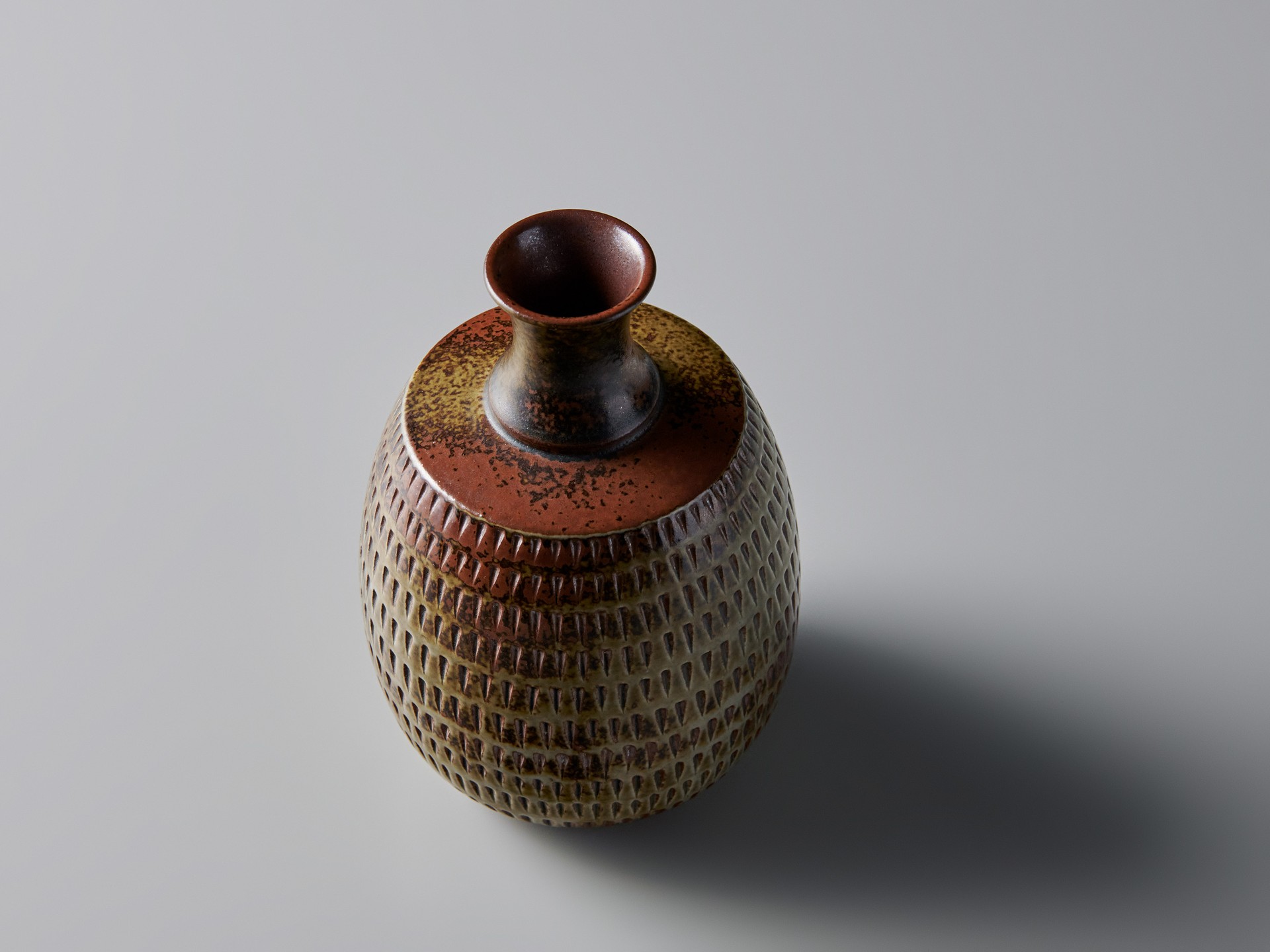 Vase image 3
