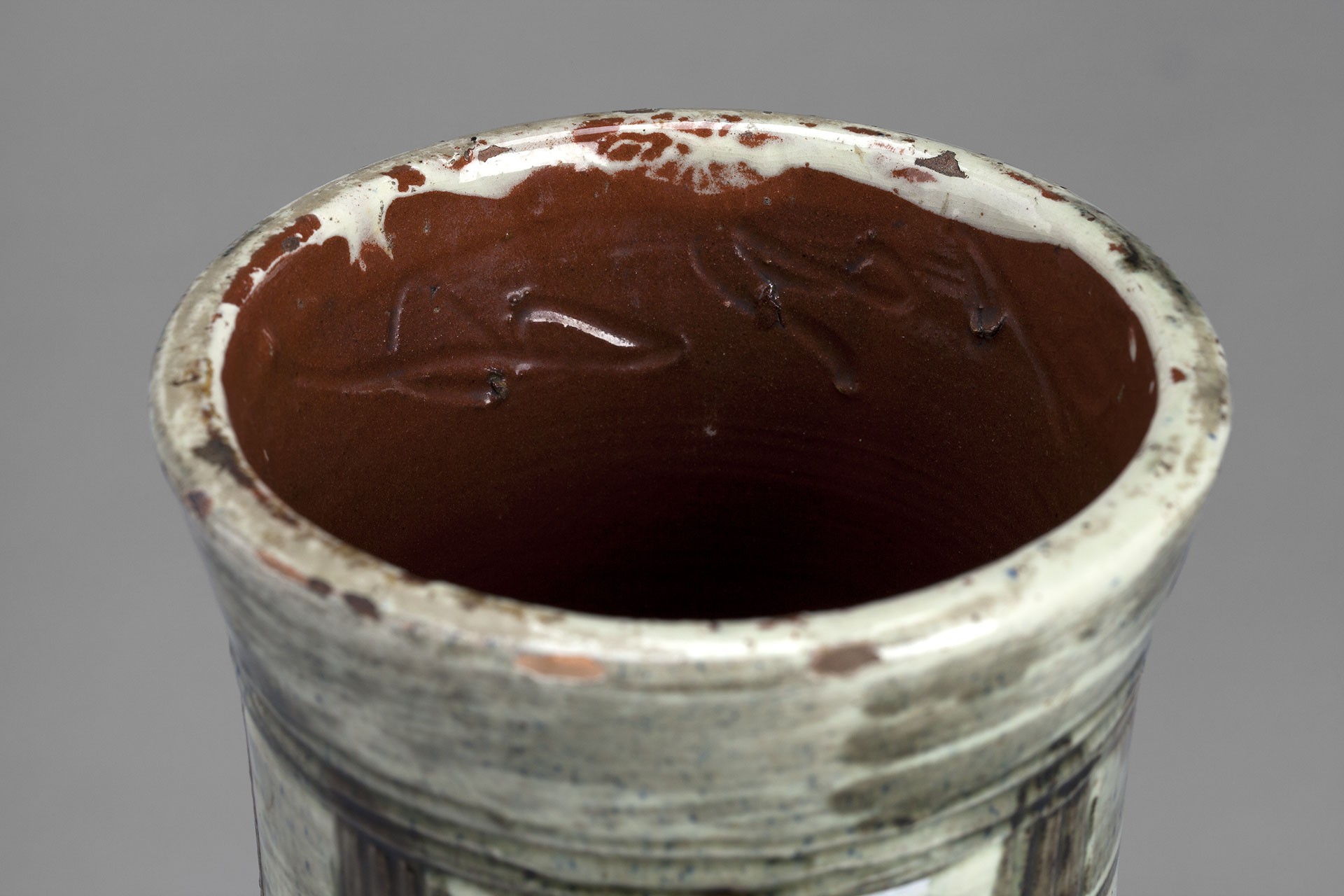 Vase image 4