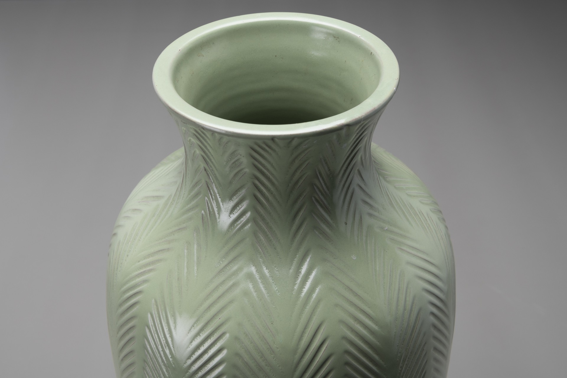 Vase image 3