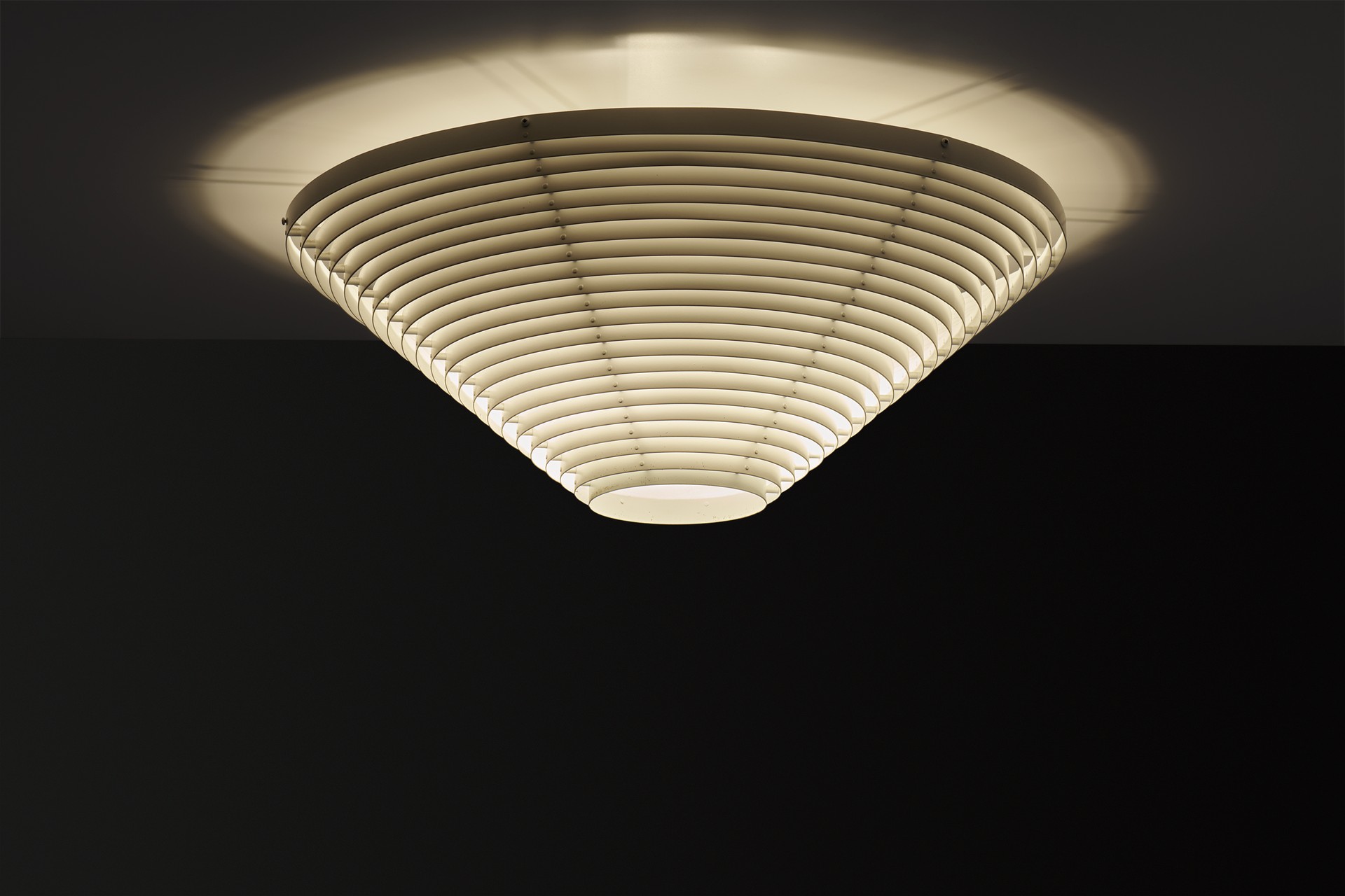 Ceiling Lamp 622A image 3