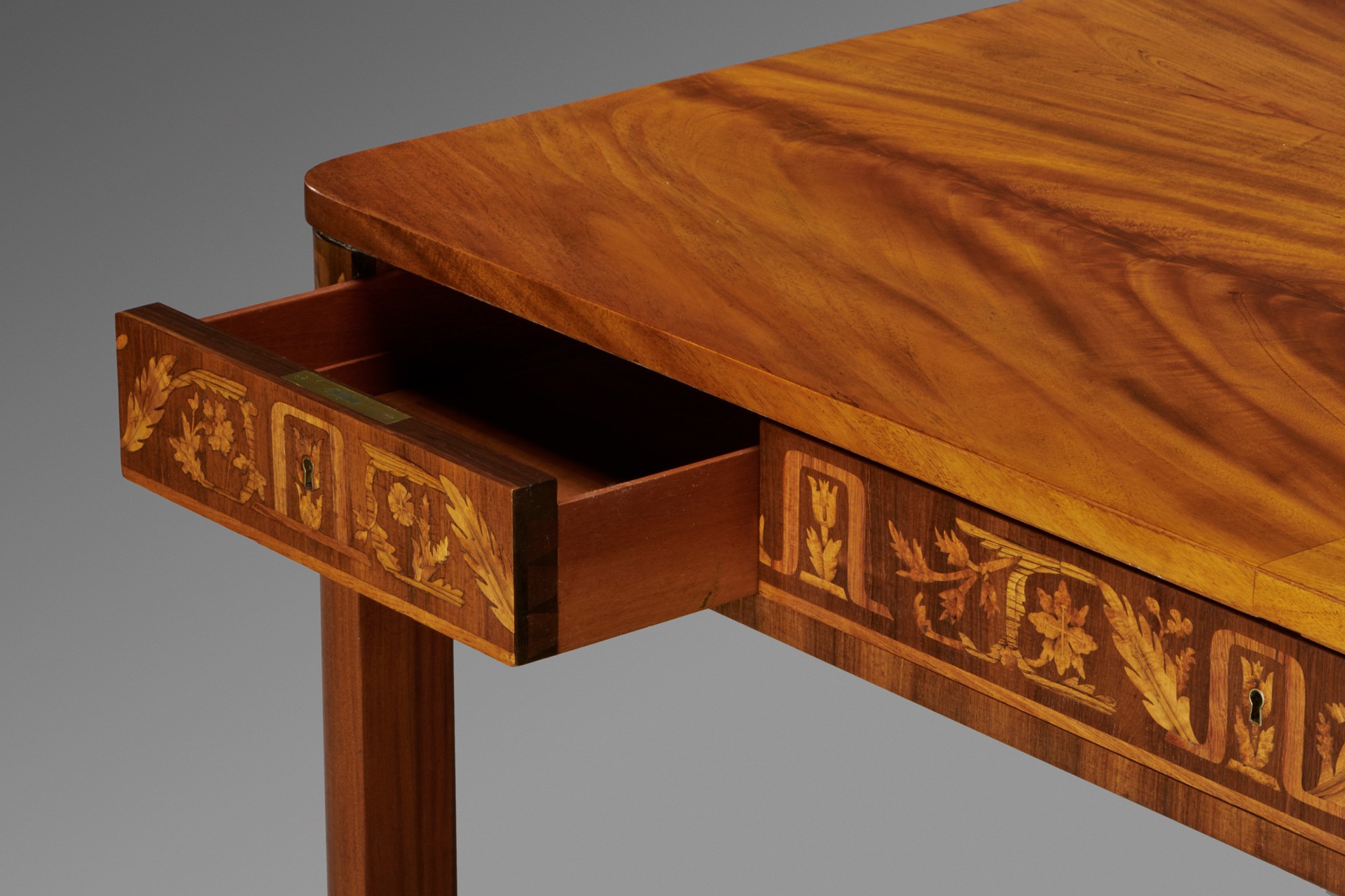 Large Desk/Work Table image 3