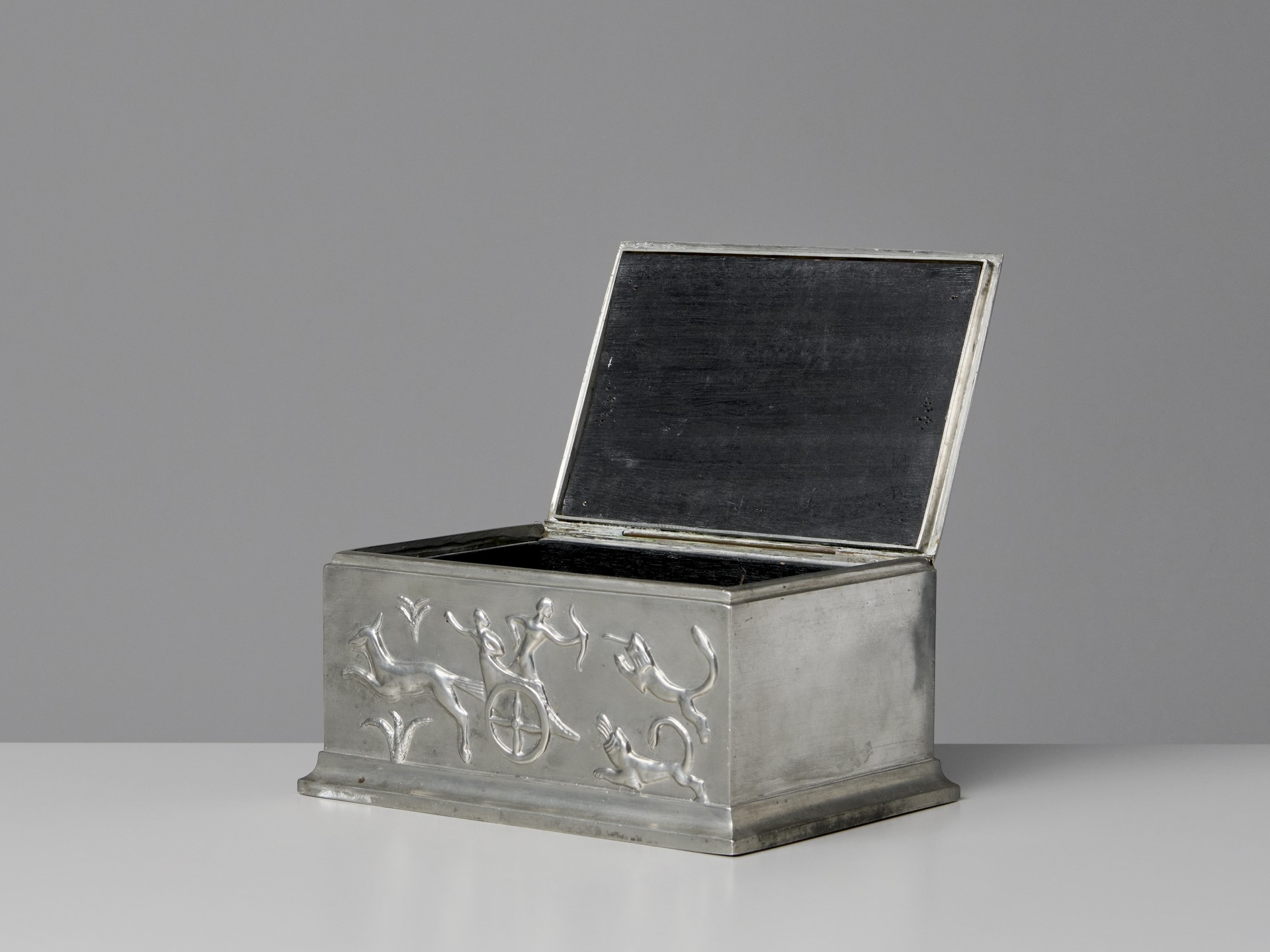 Lidded Box image 3