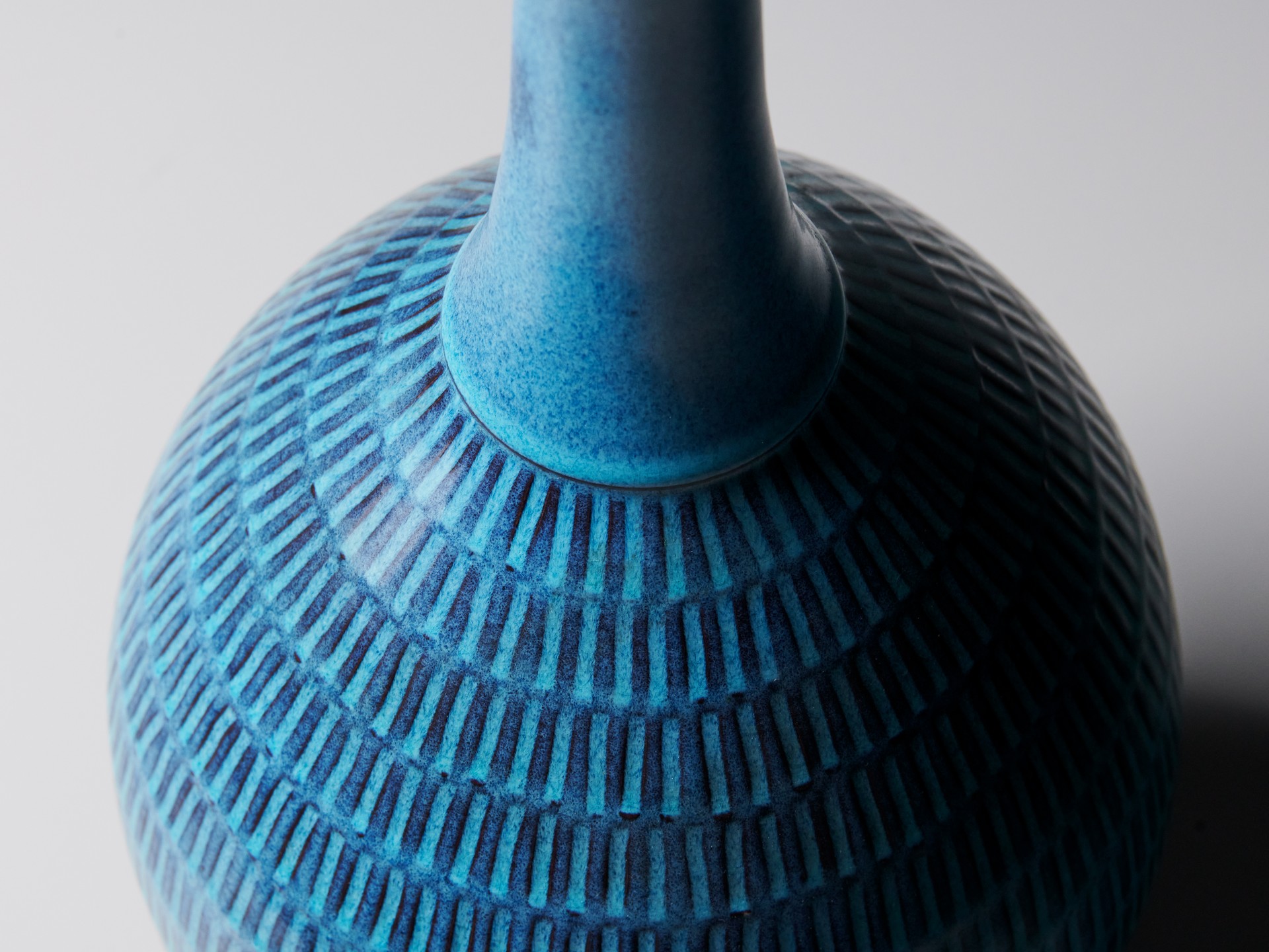 Vase image 4