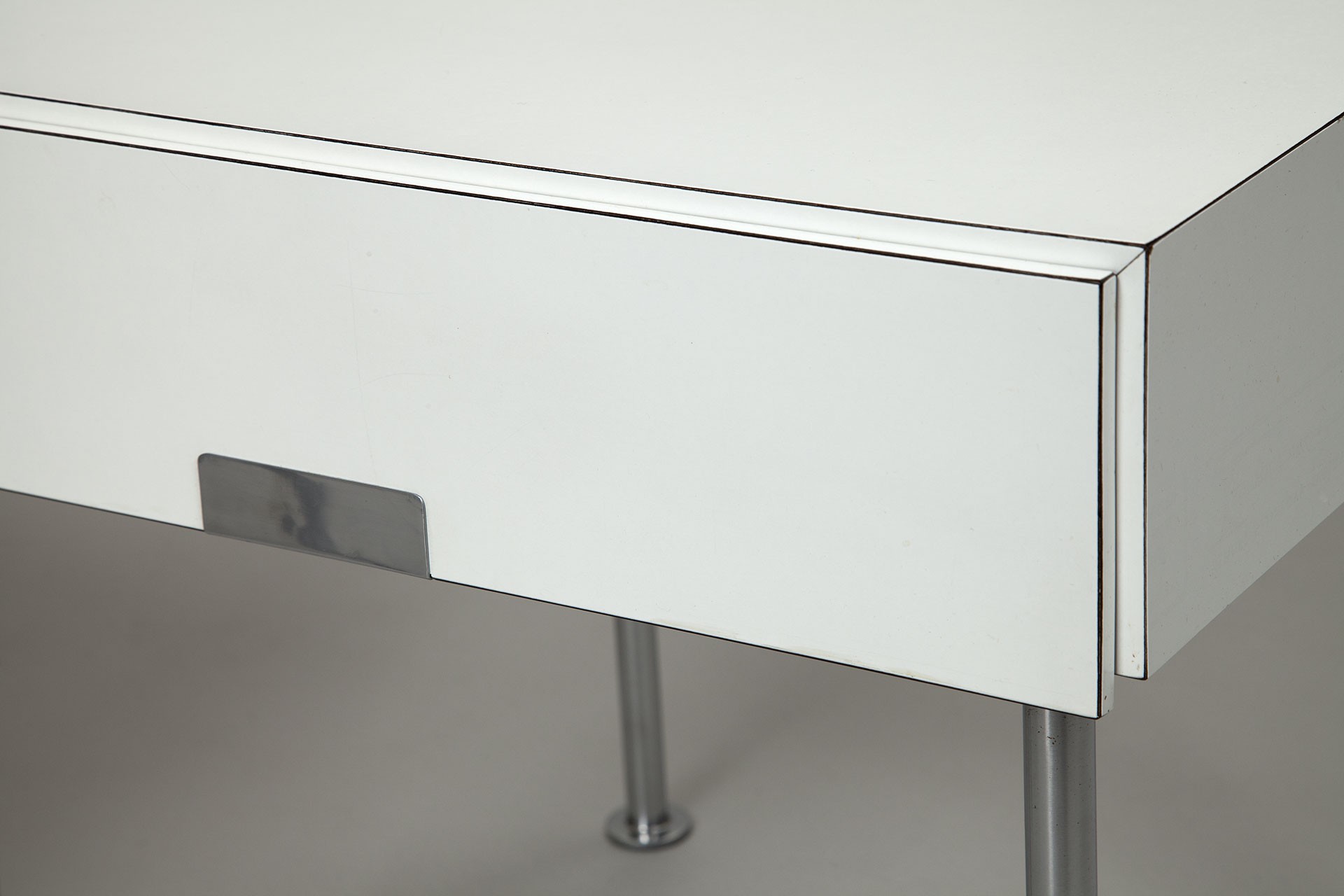 Console, Beside Table and Wall Lamp image 3