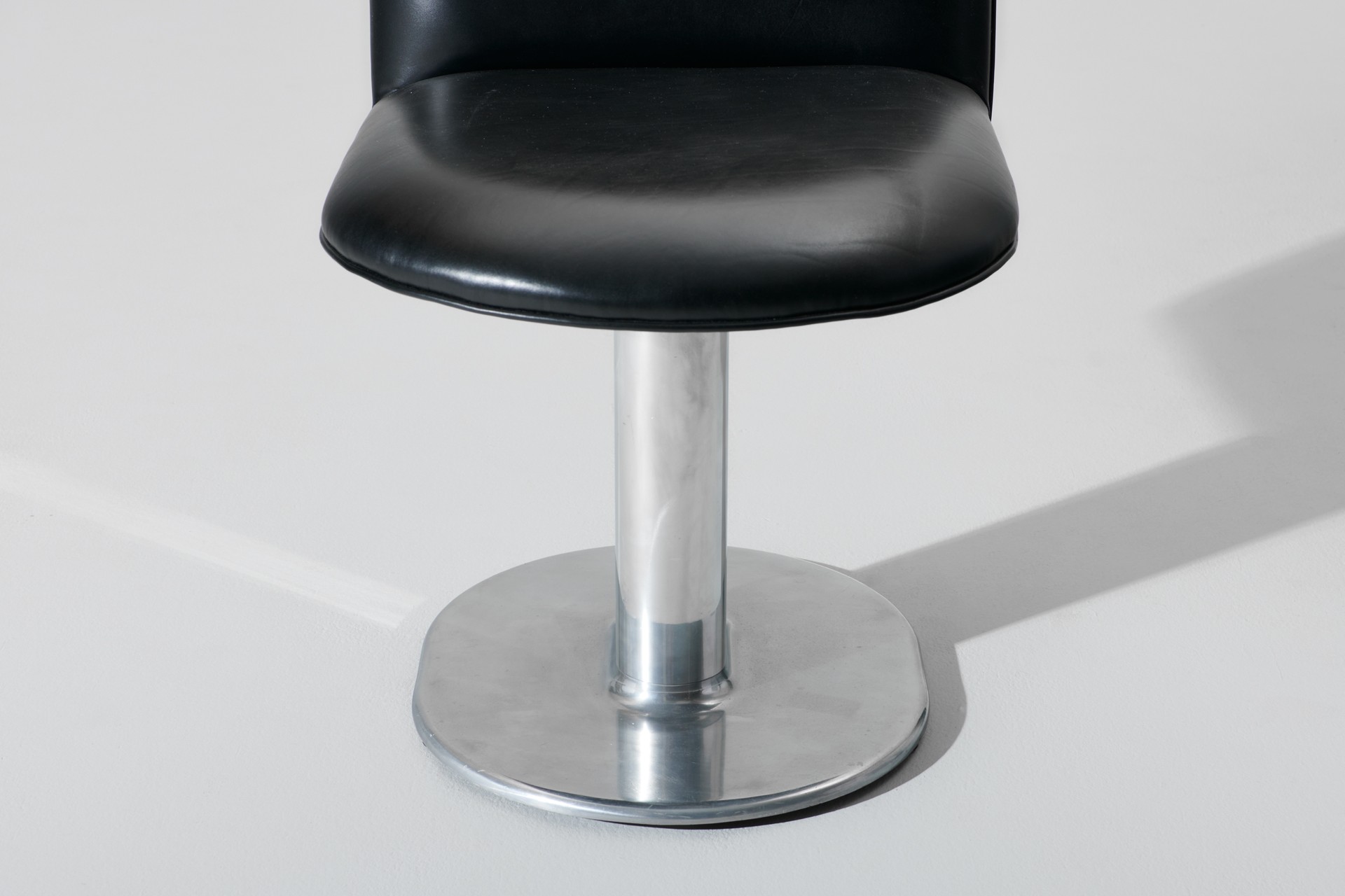 Set of Six 'Harlow' Dining chairs image 4