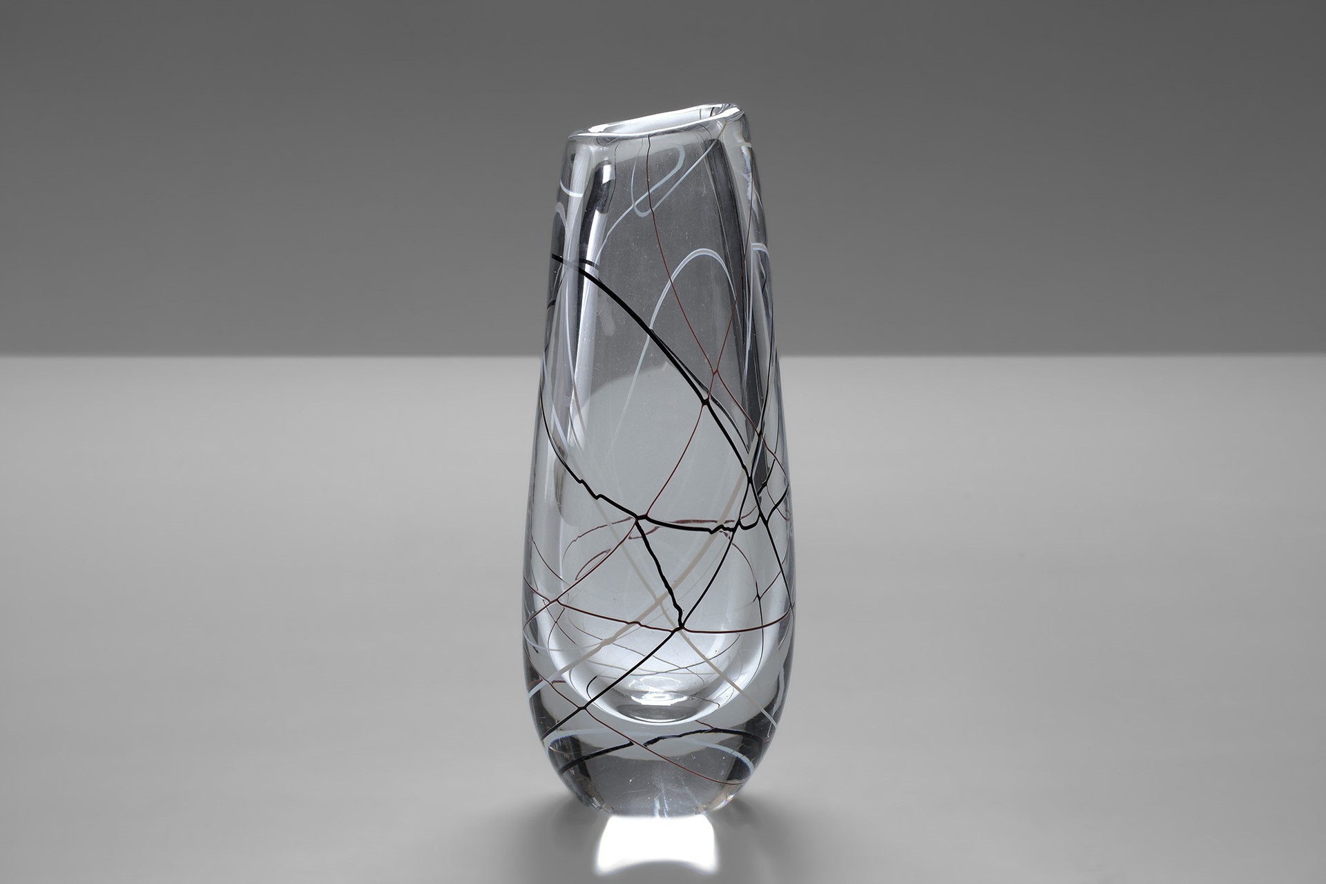 Vase image 3