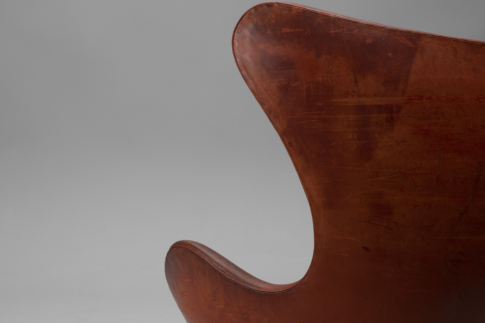 Egg Chair With Ottoman, Model nos 3316 and 3127 image 7