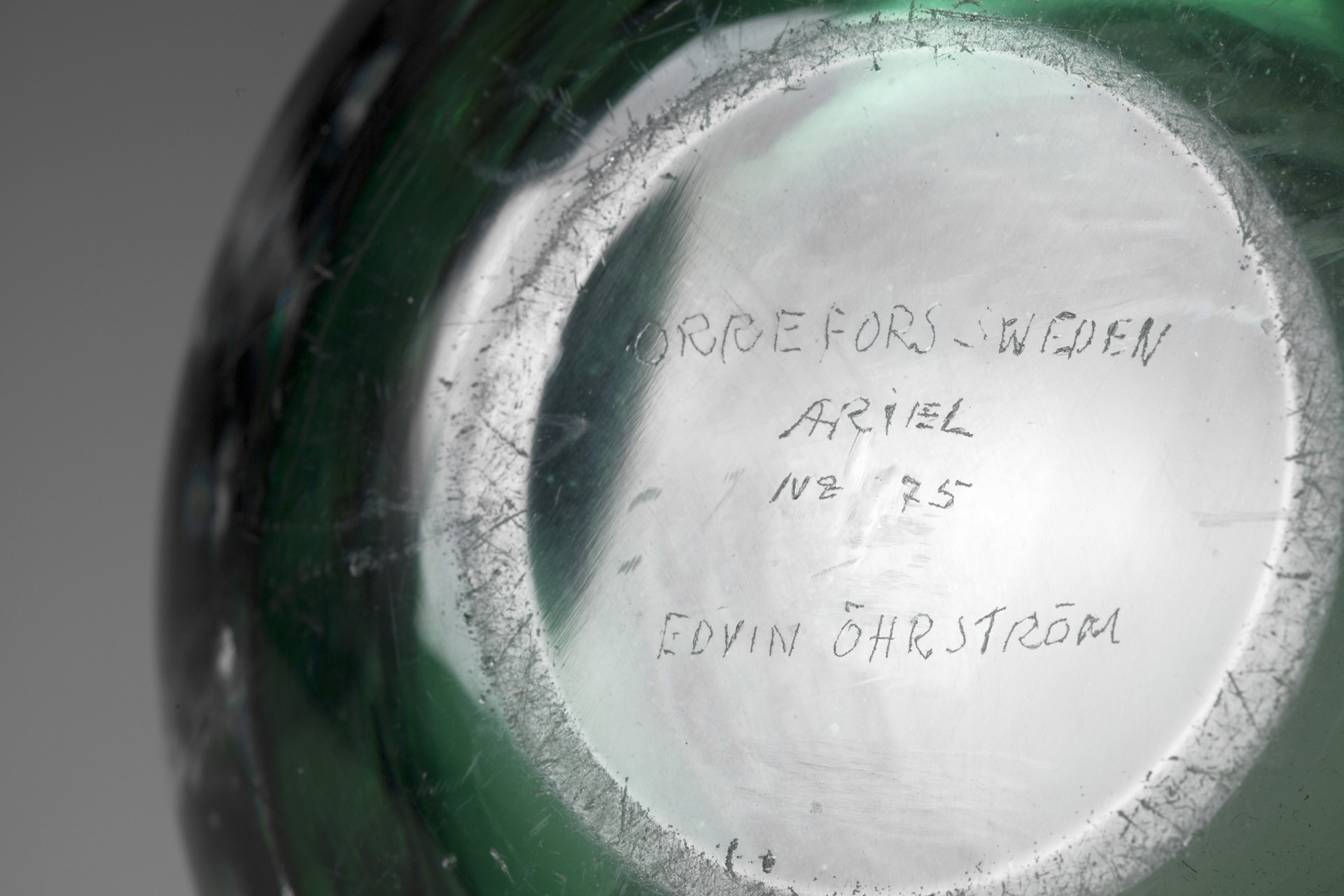 Ariel Vase image 3