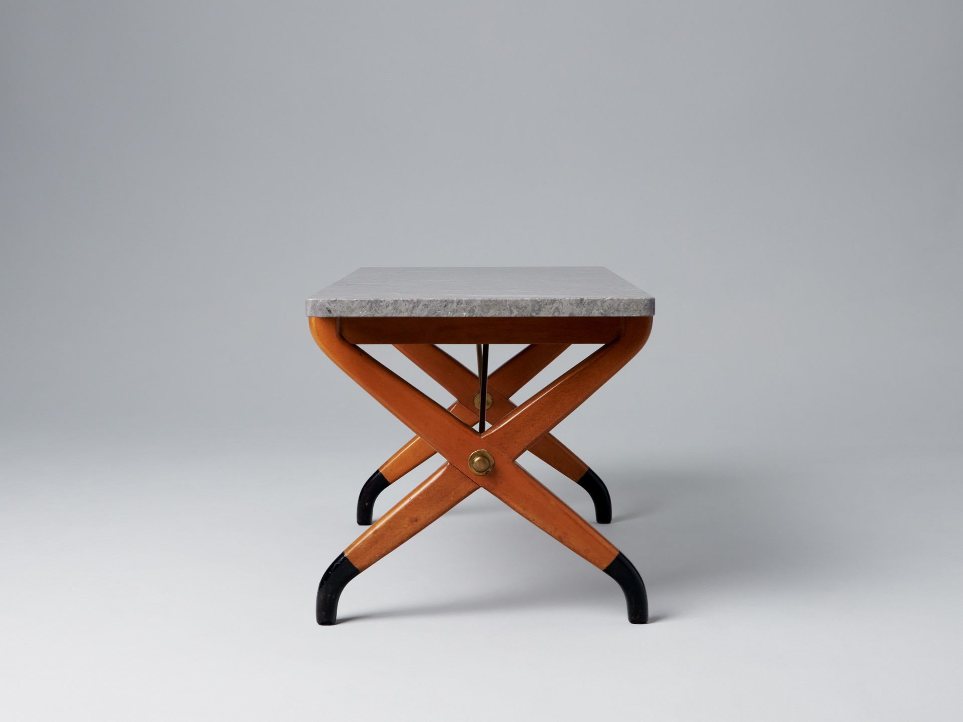 'Futura' Coffee Table image 4