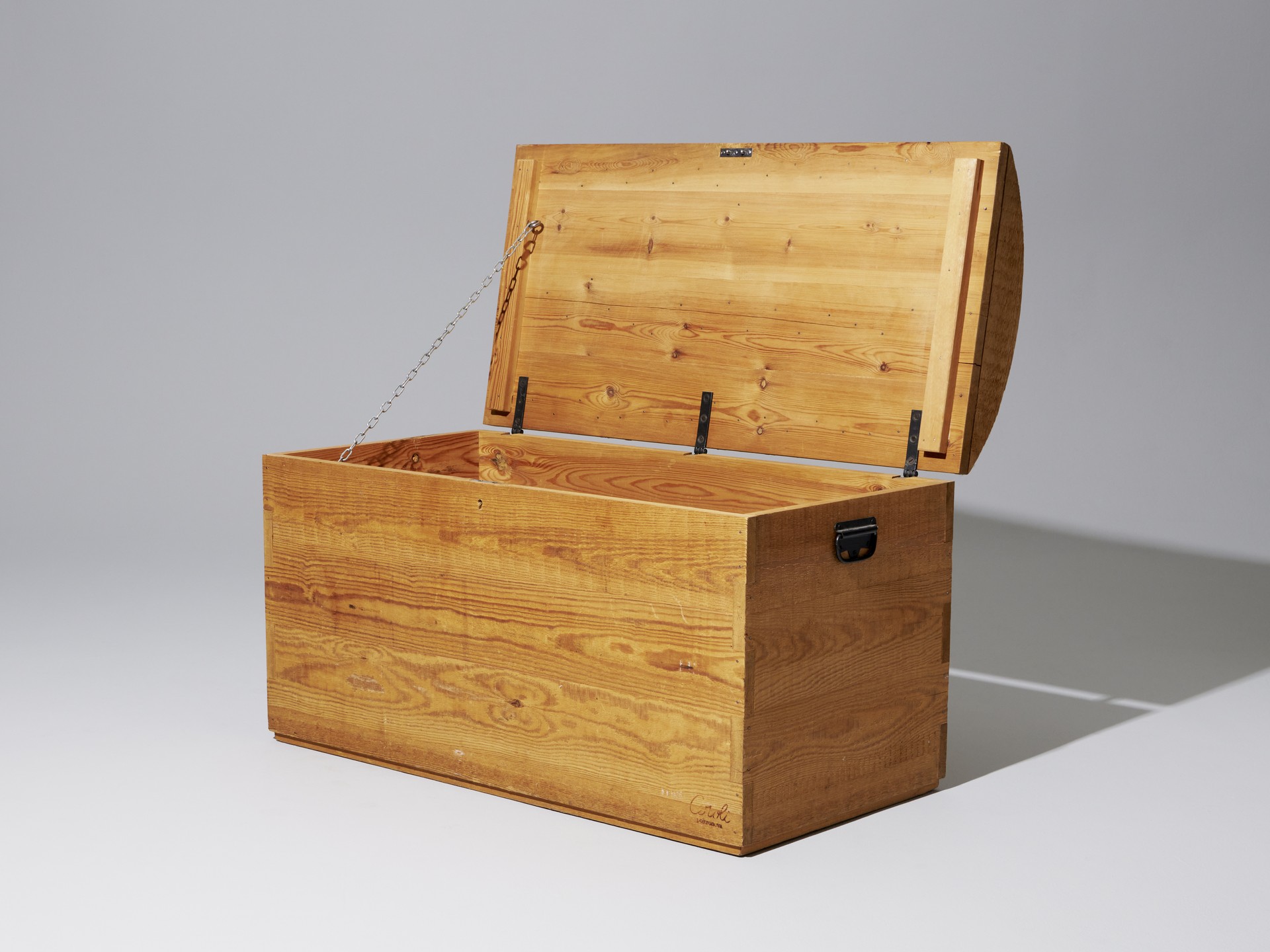 Large Chest image 2