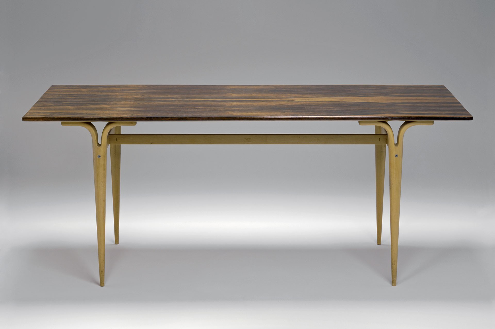 Desk / Table