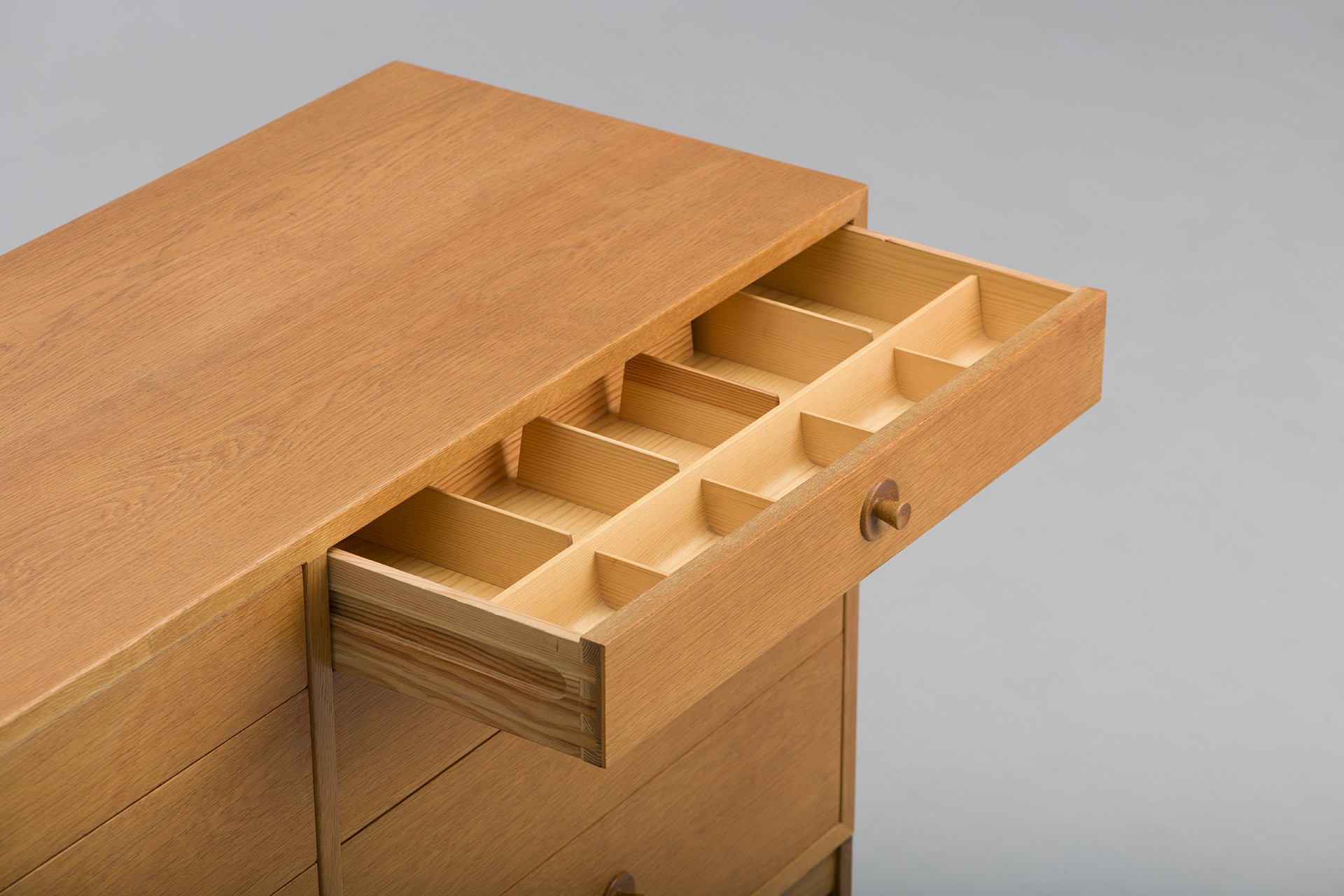 'Øresund' Chest of Drawers image 5