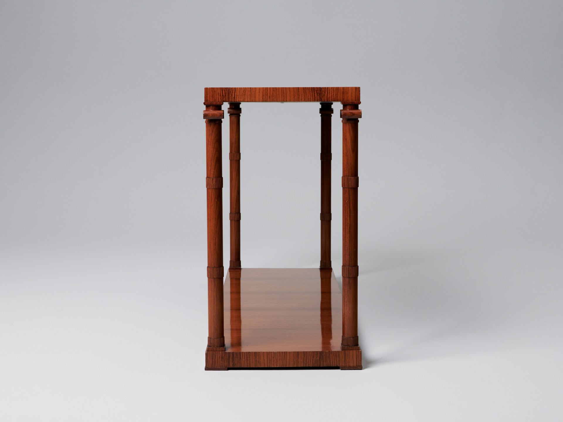 'Caesar' Console image 4