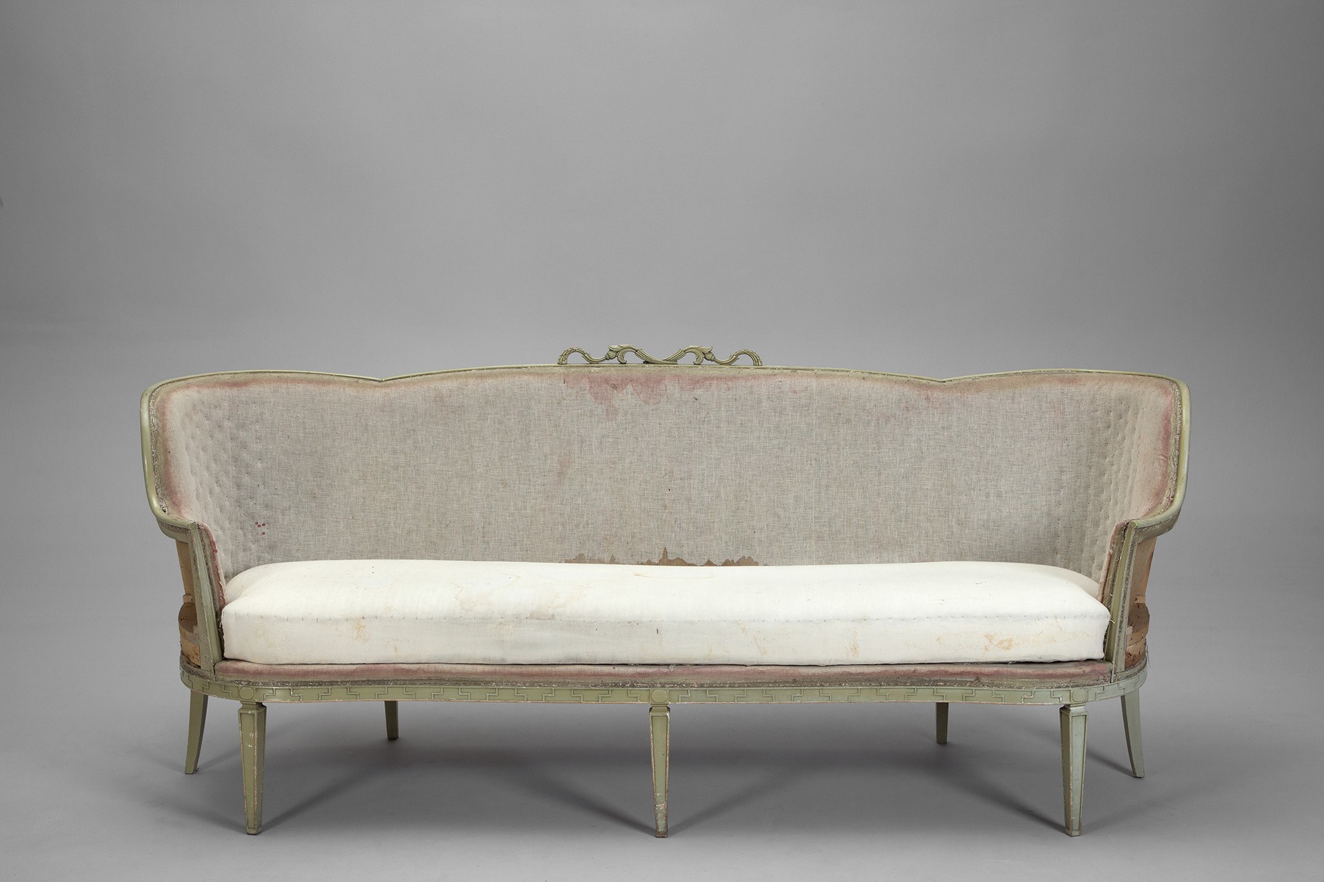 Sofa image 2