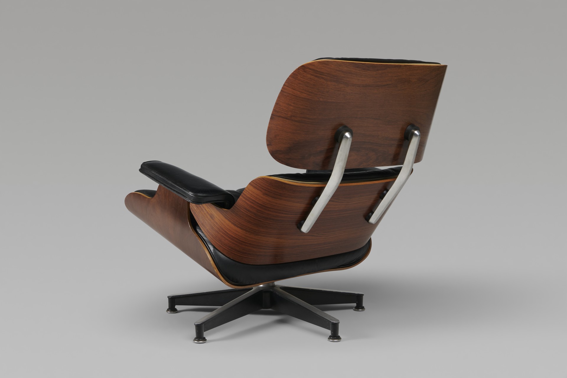 Lounge chair and Ottoman image 5