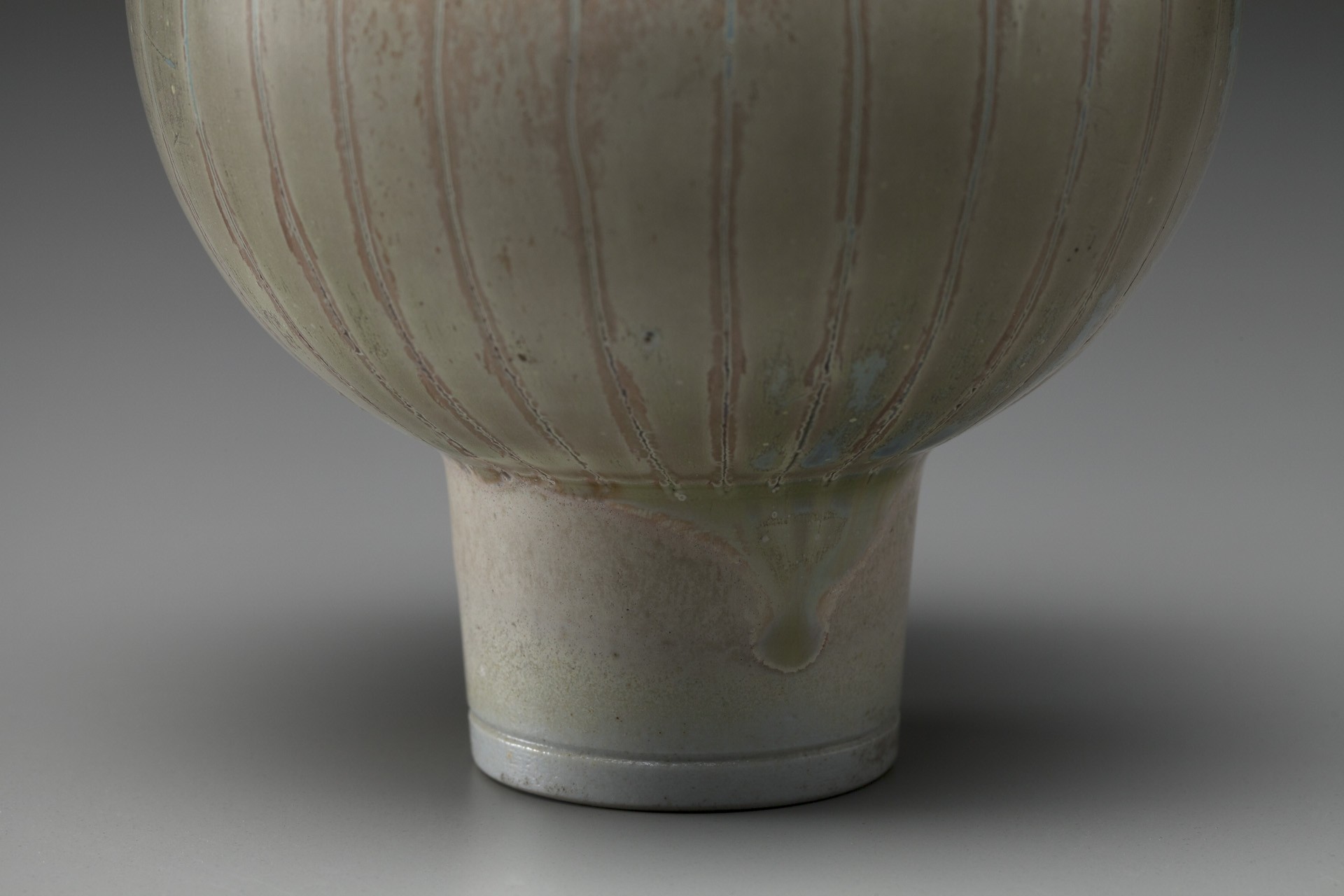 Vase image 4