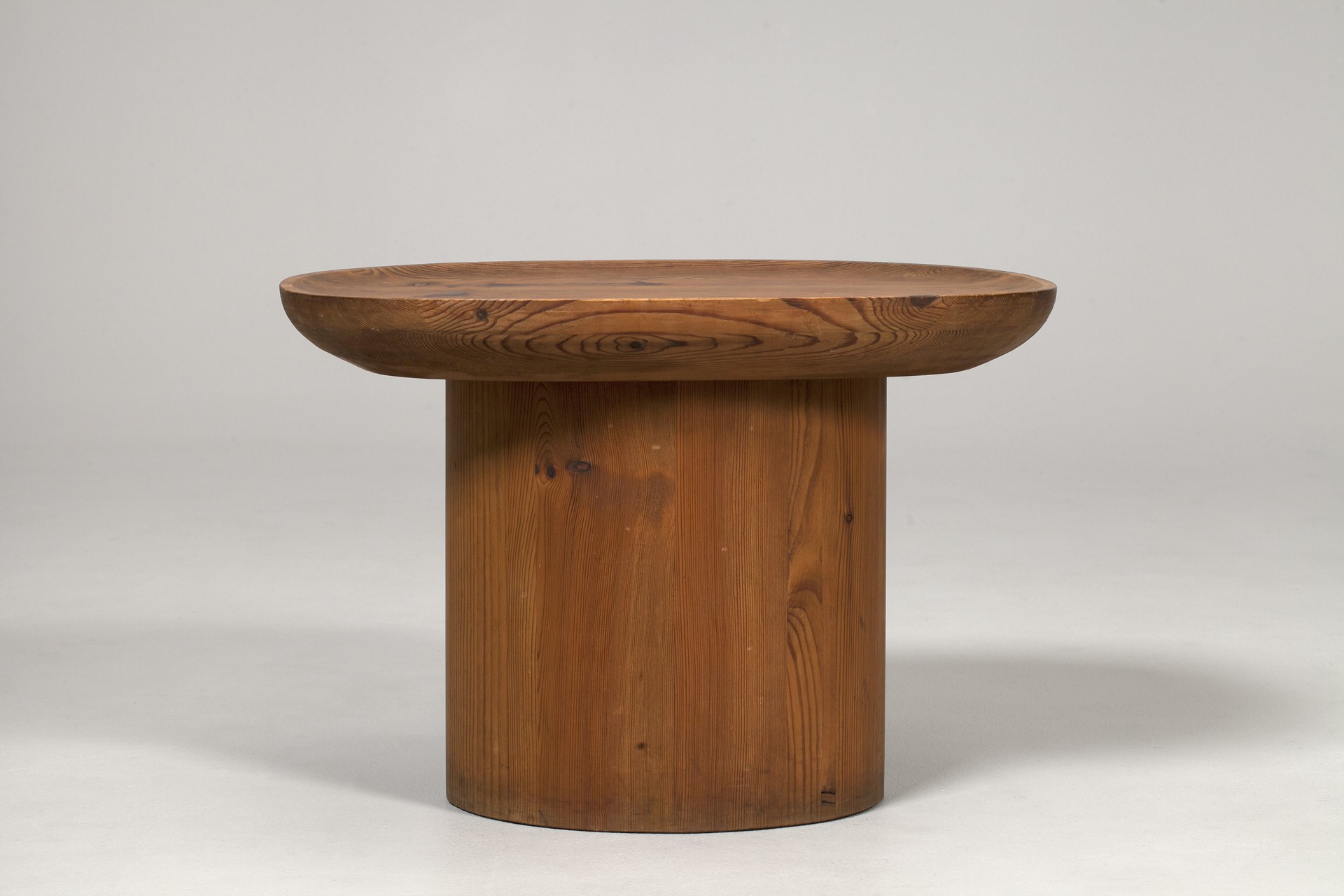 'Utö' Table image 3