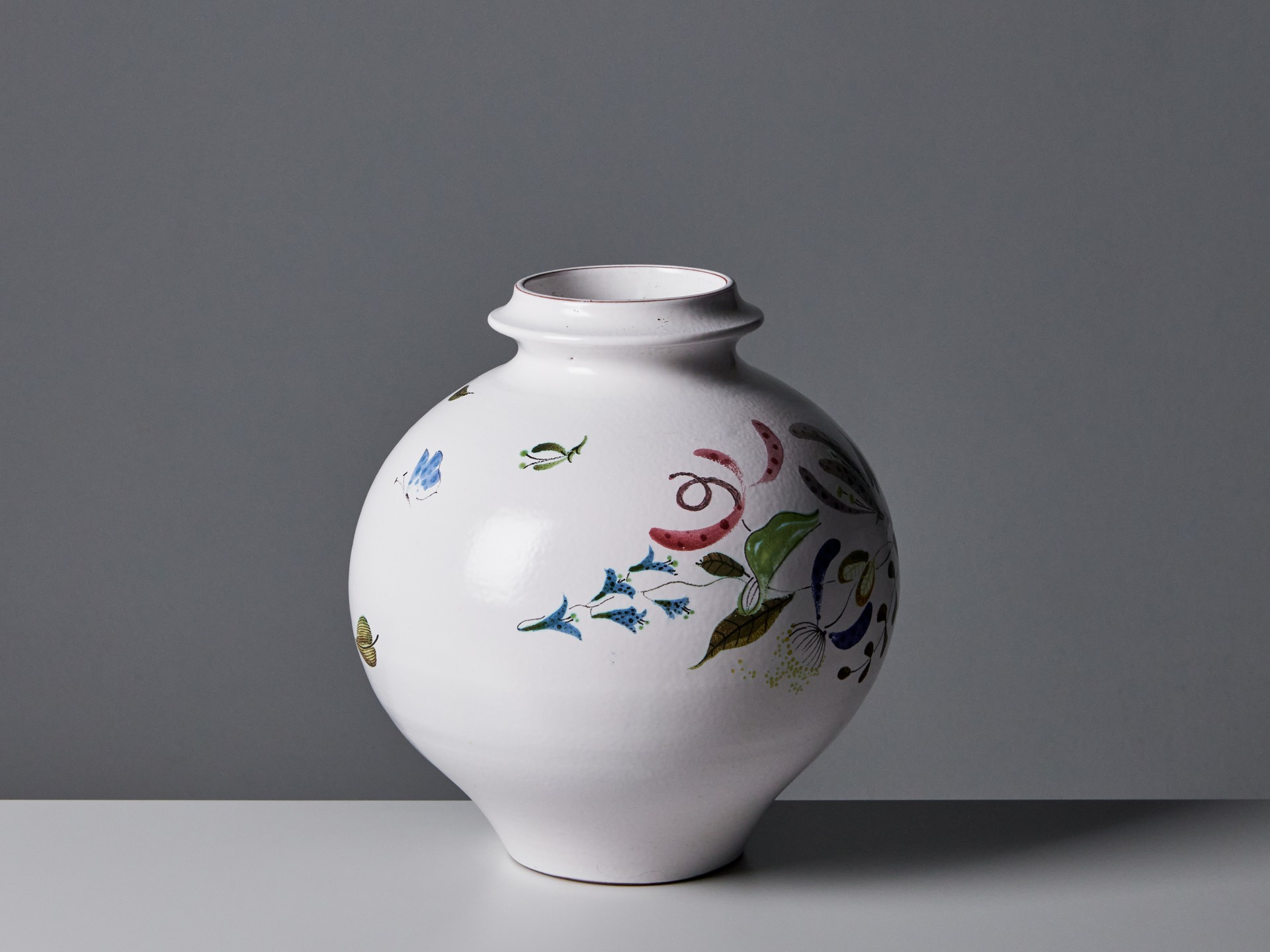 Vase image 3