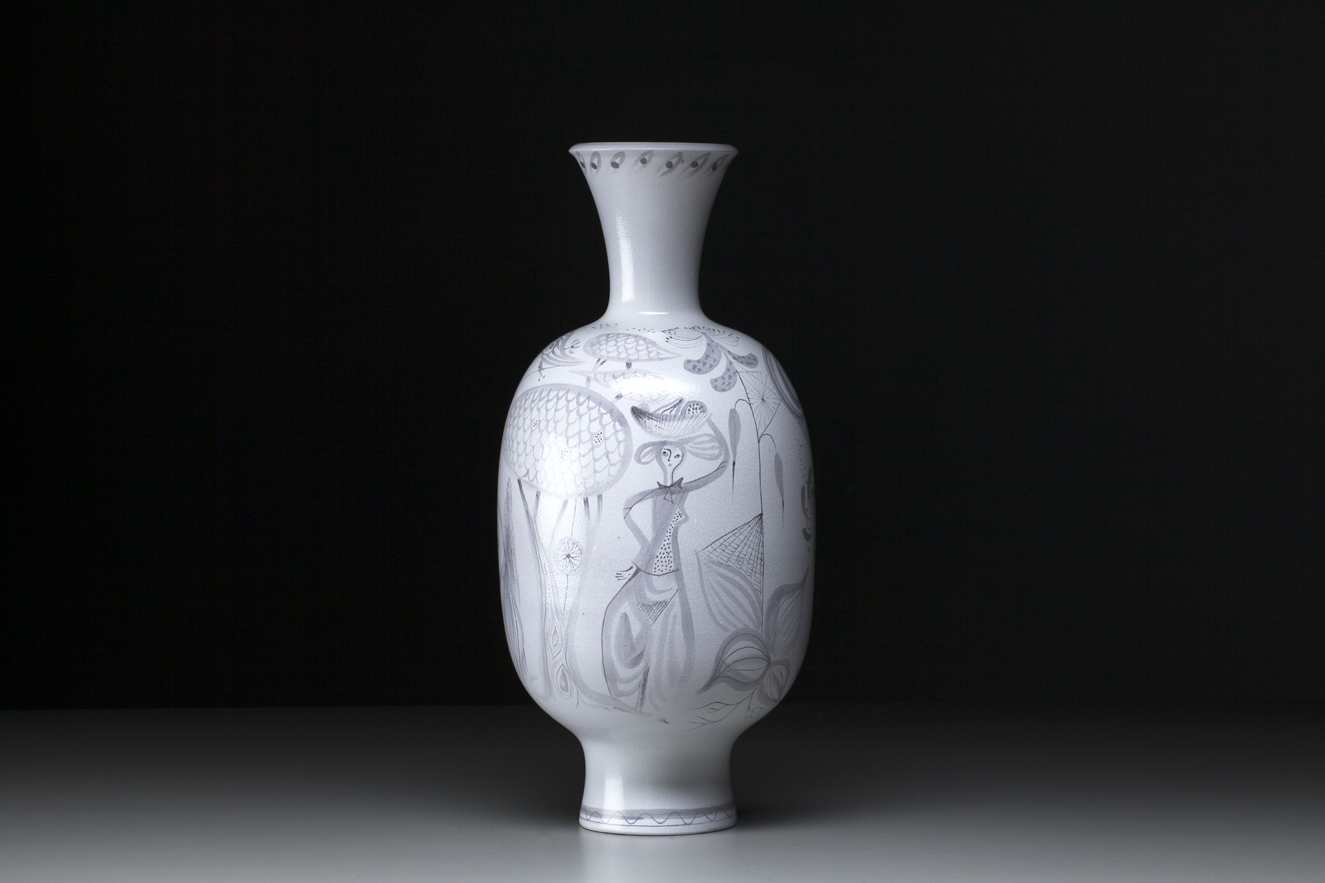 Large Vase image 3