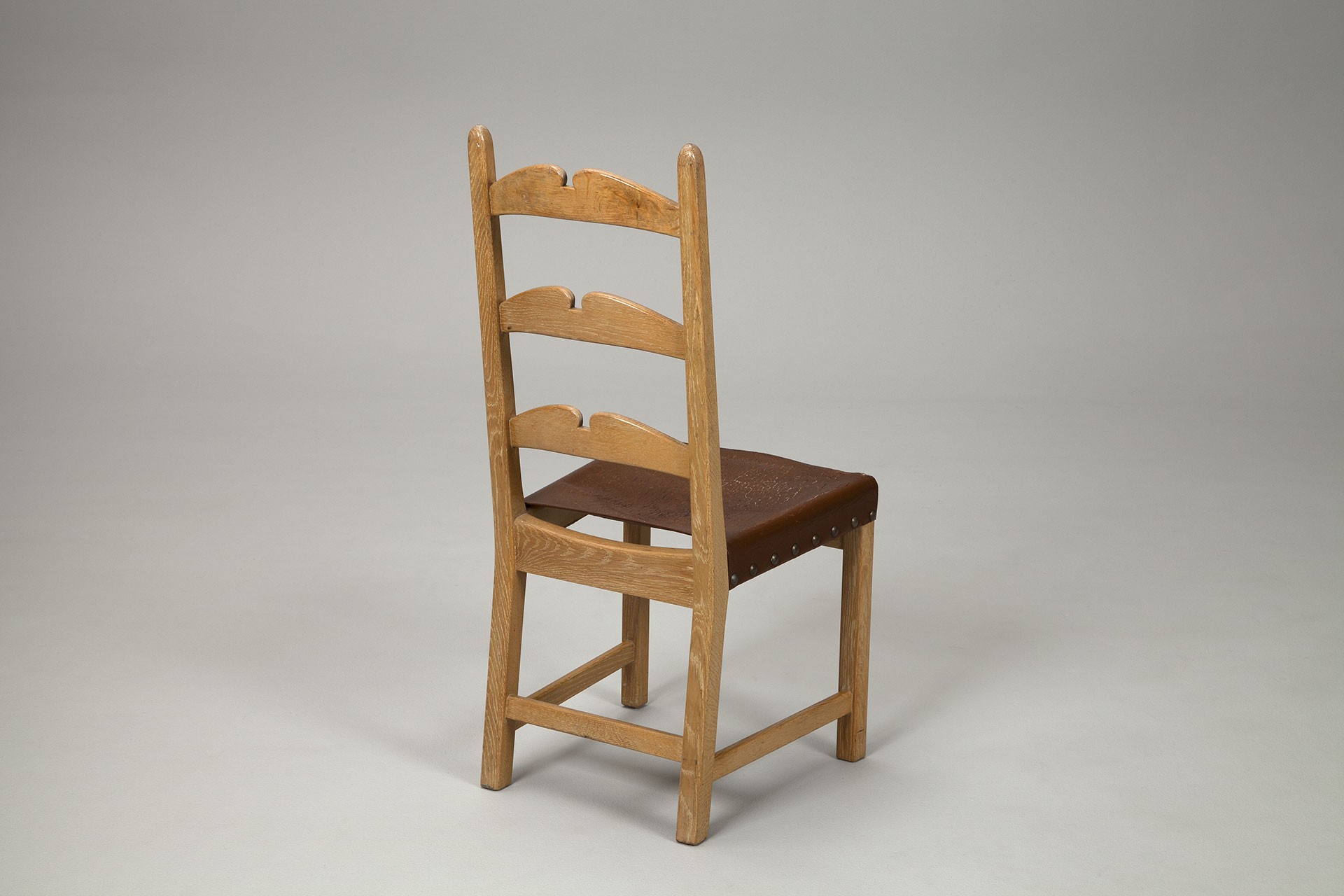 Chair image 3