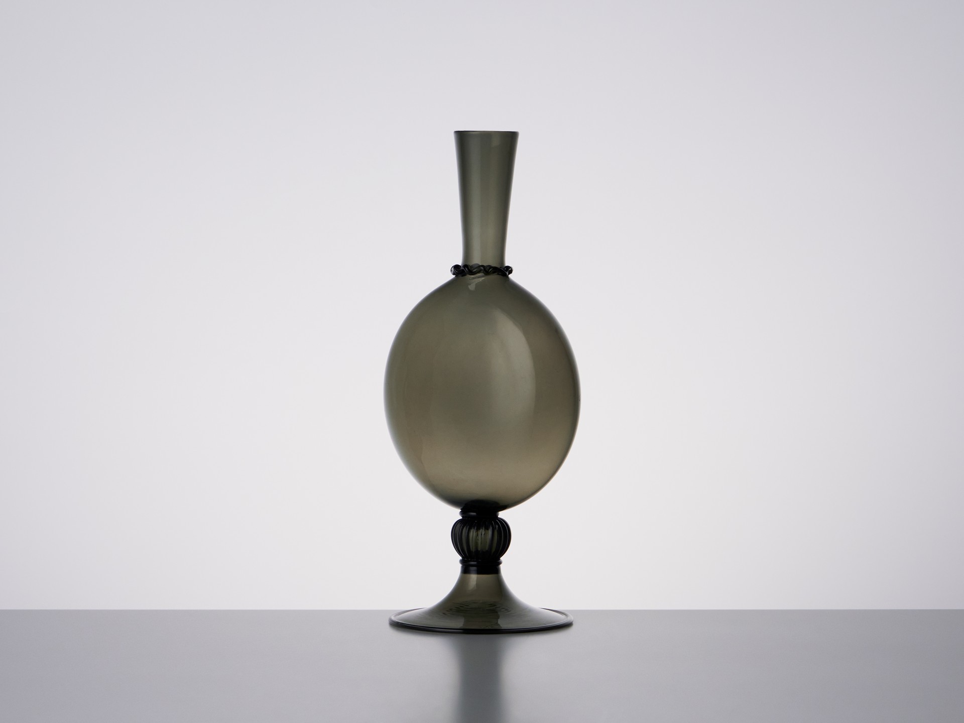 Vase image 2
