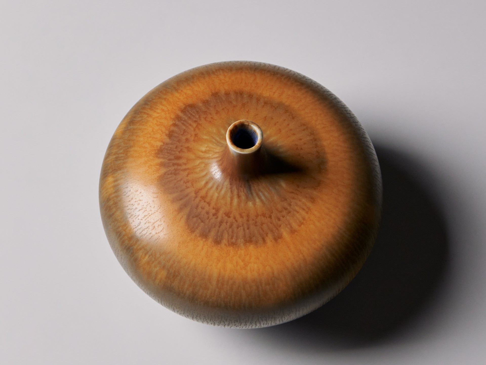 Vase image 3