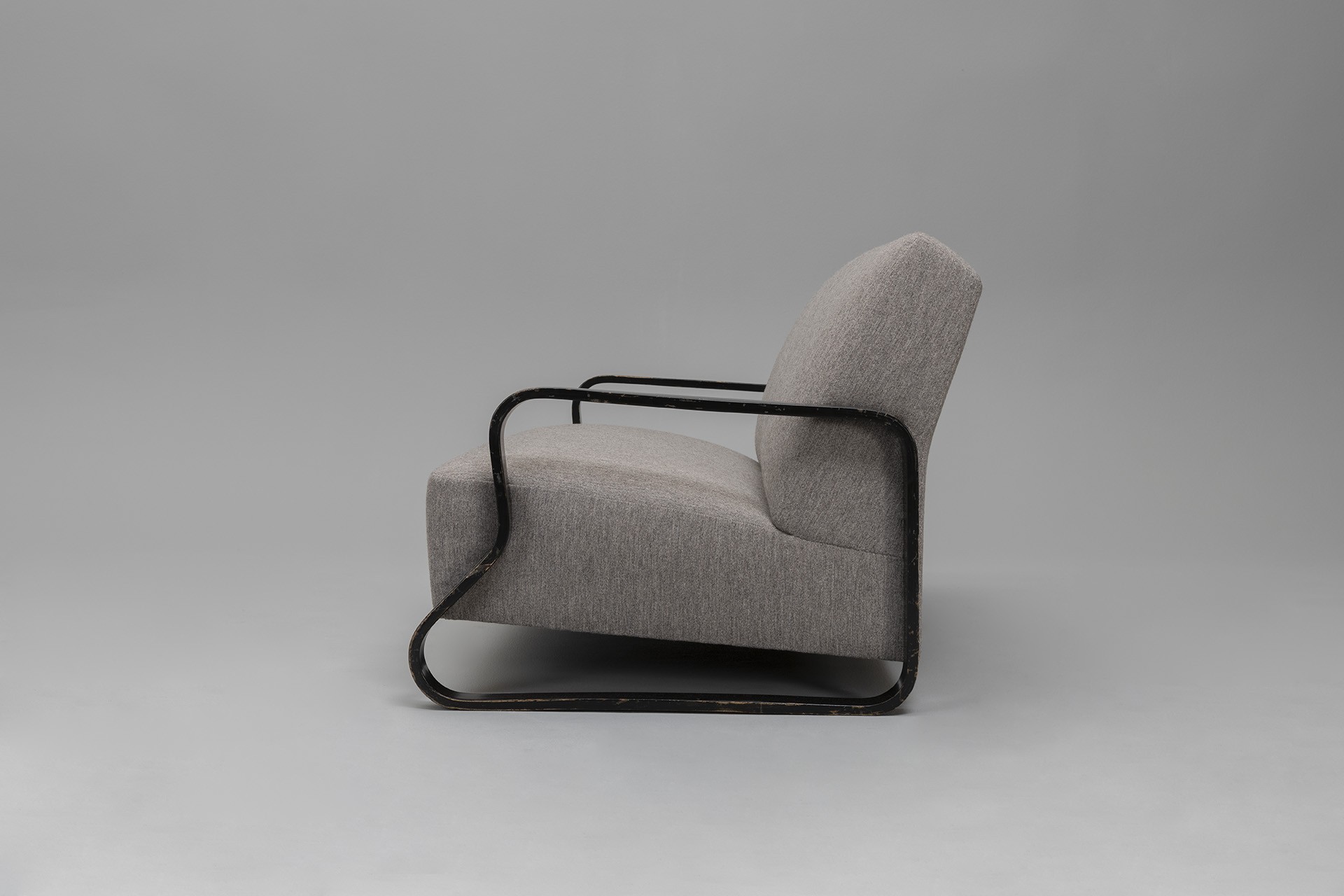 Sofa Model no. 544 image 5
