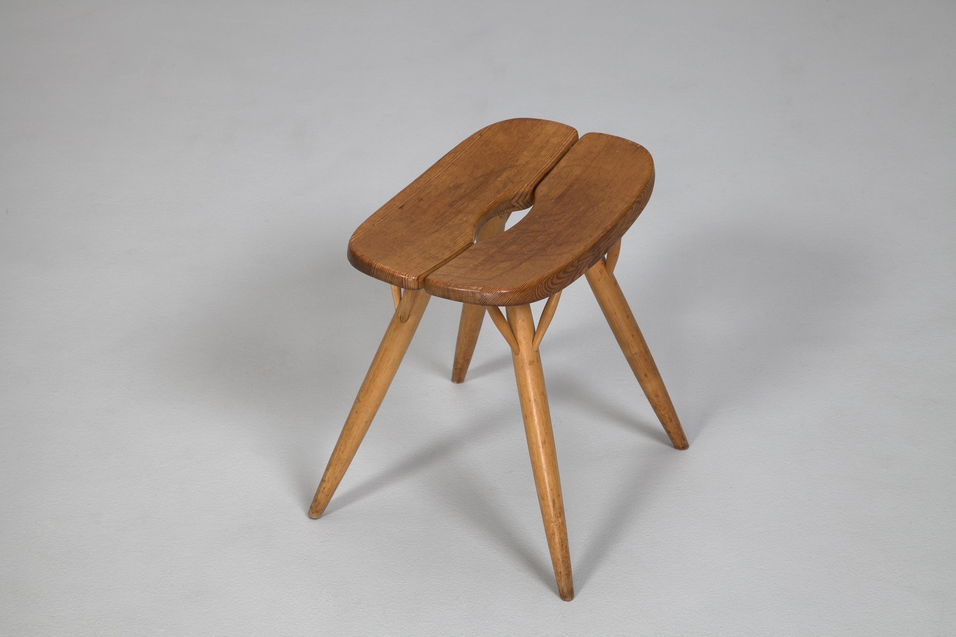 Stool image 2