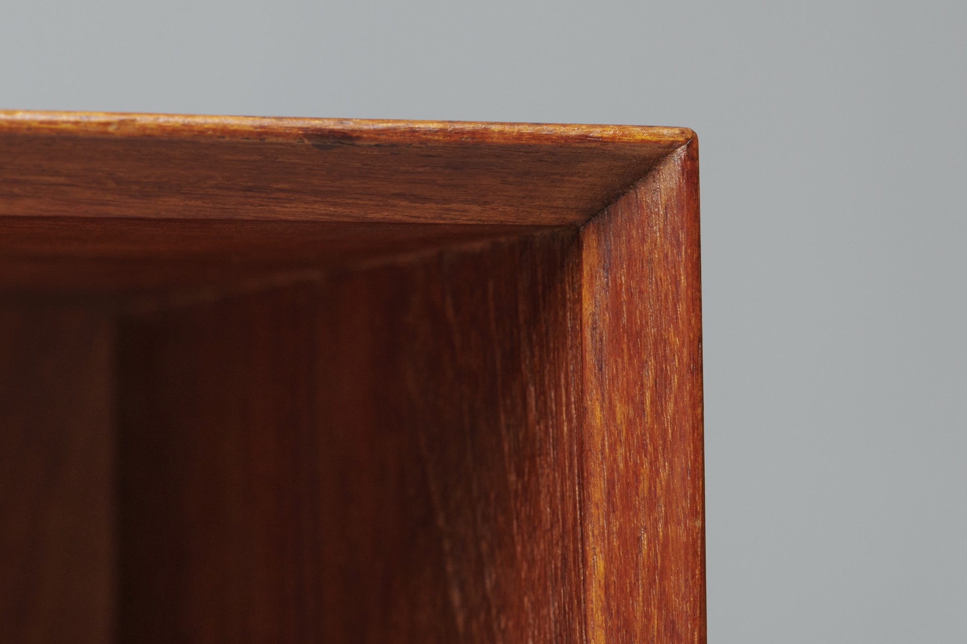 Pair of Shelves image 5