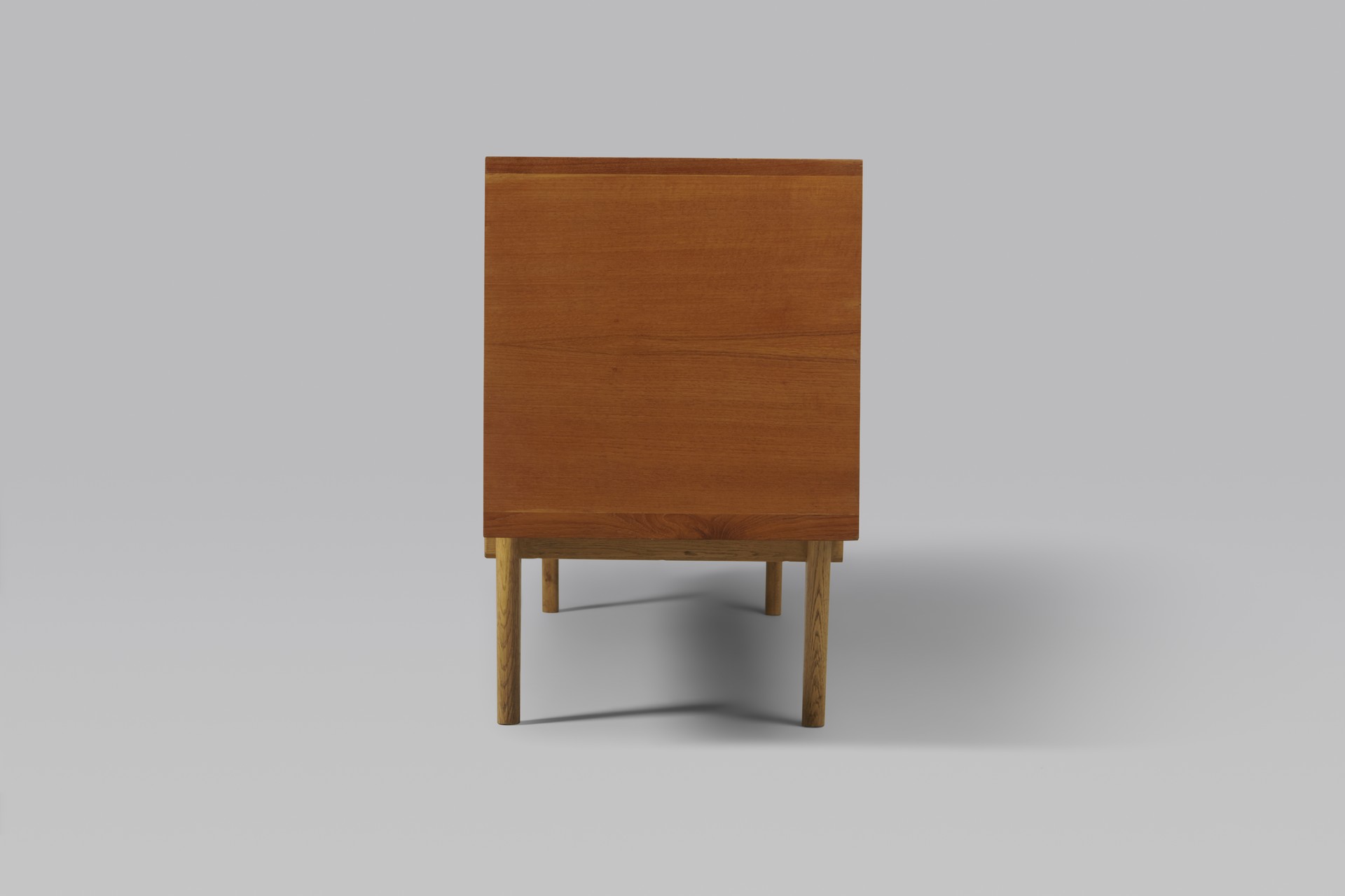 'Presidents' Sideboard image 4