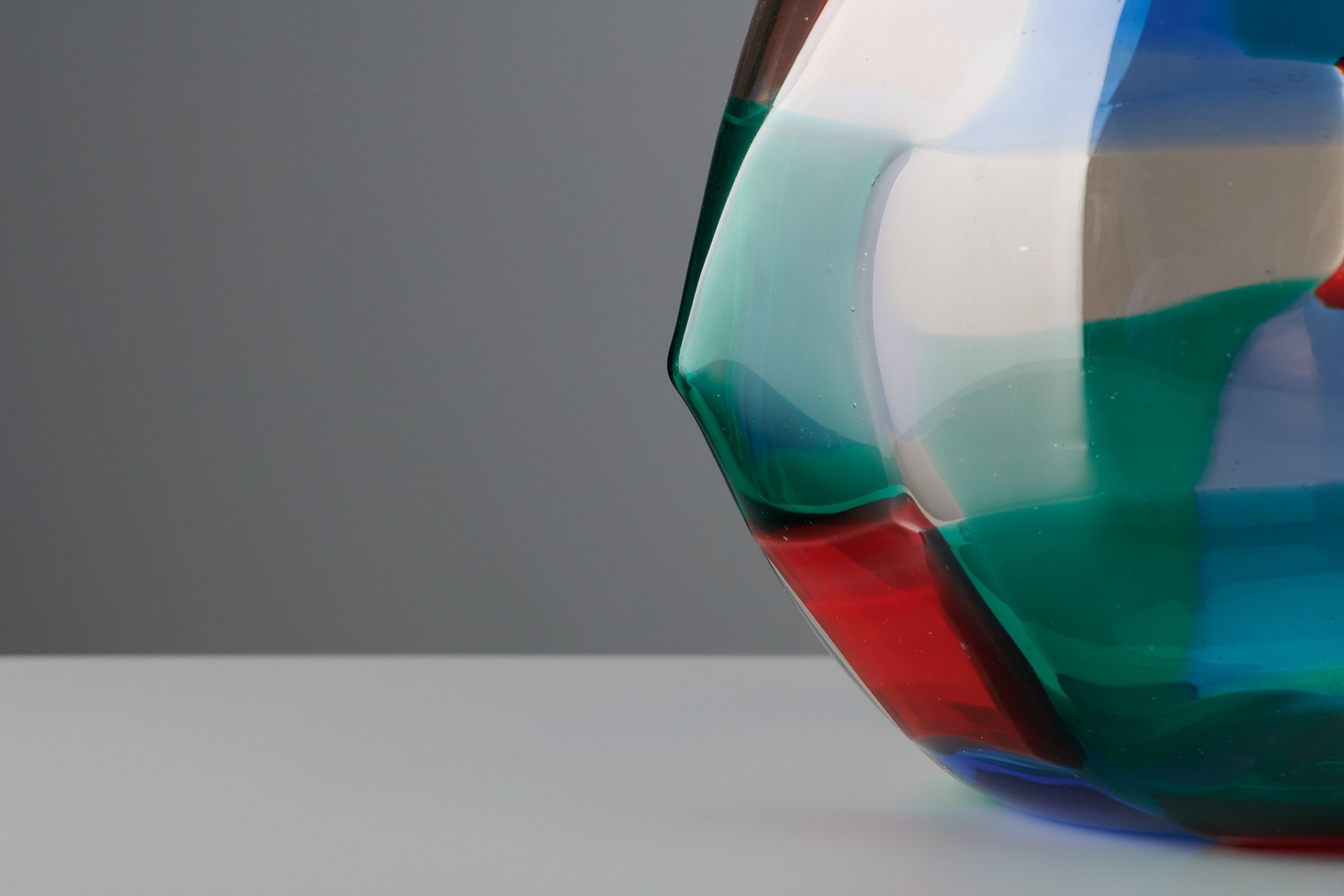 “Pezzato” Vase, Model no. 4397 image 5