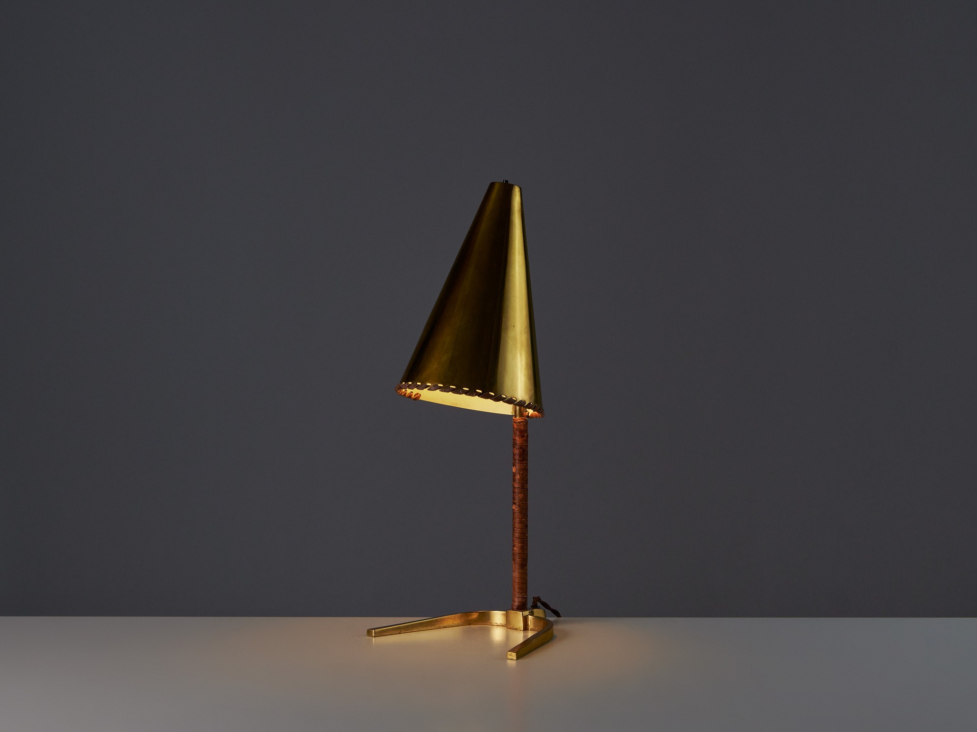 Table Lamp image 2
