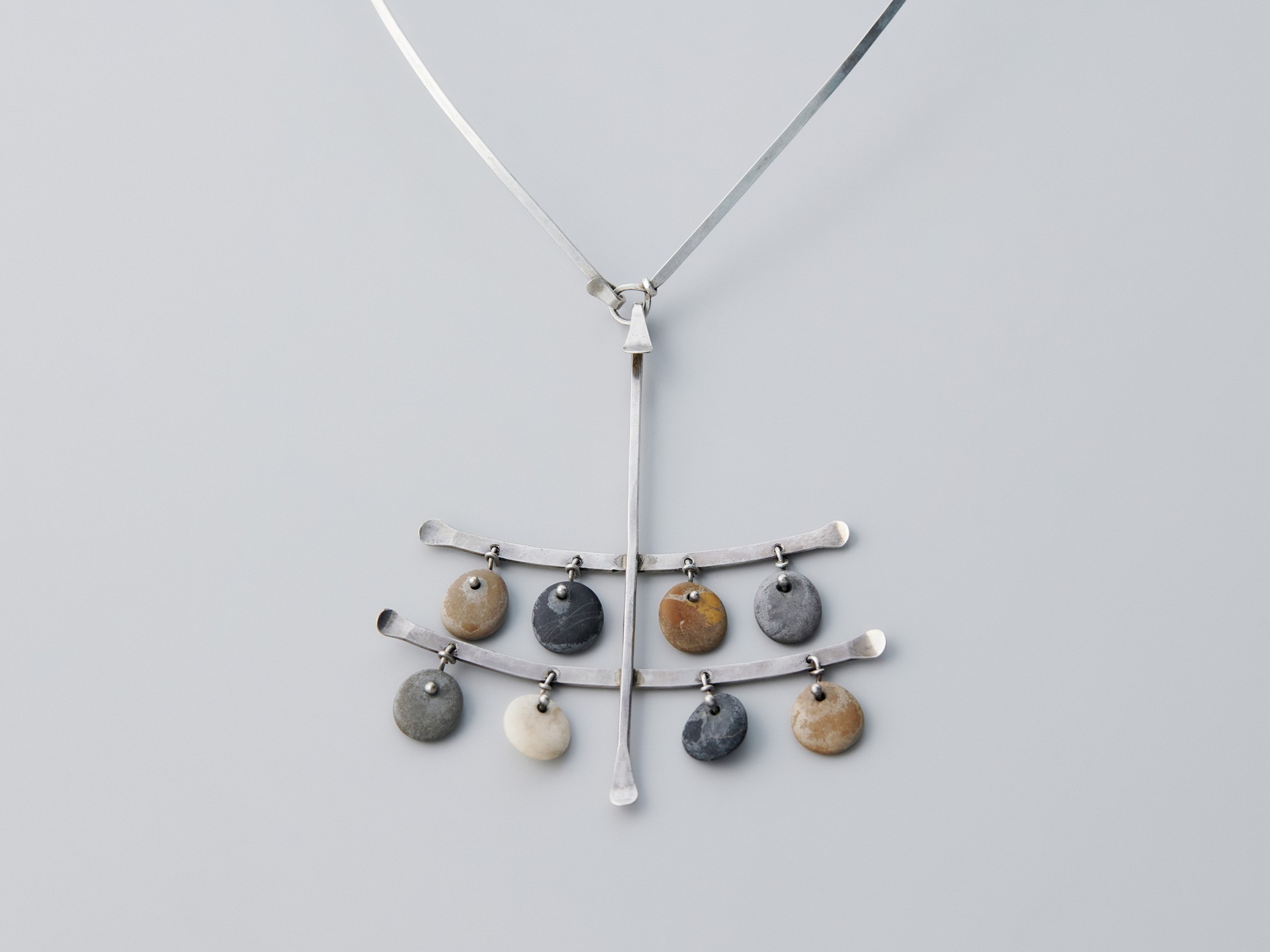 Necklace image 3