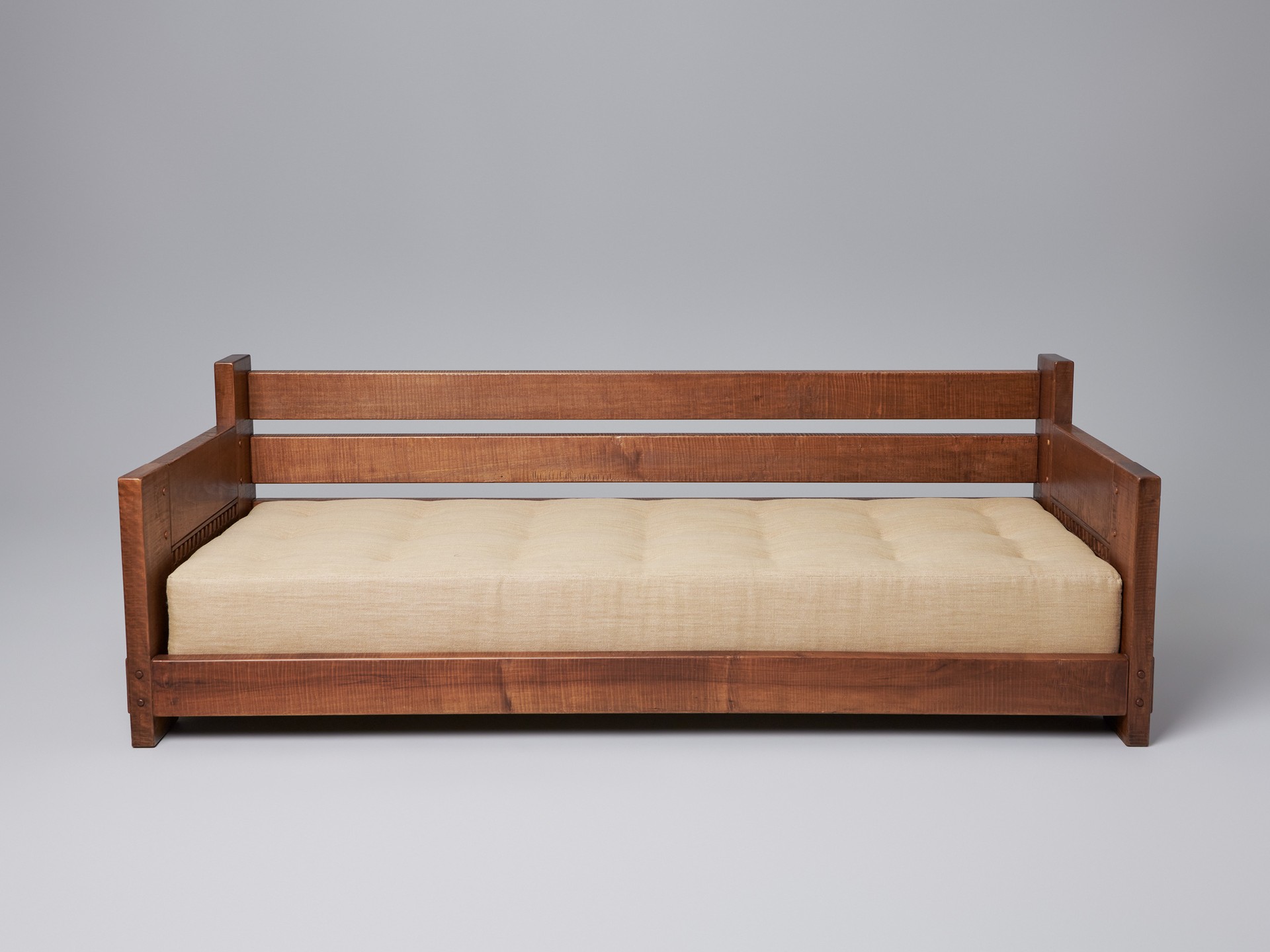 Sofa image 2