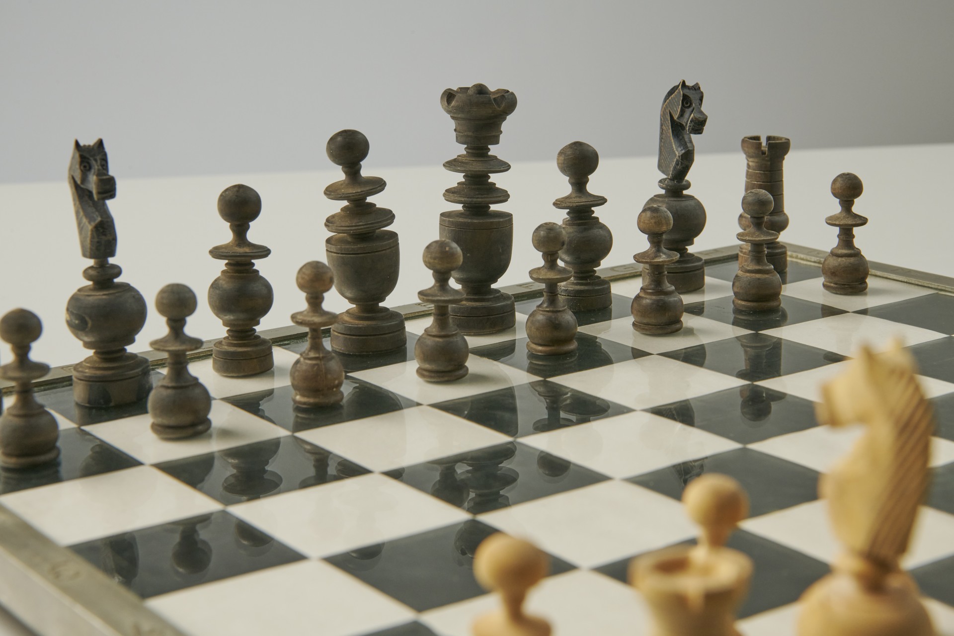 Chess Set with Pewter Case image 5