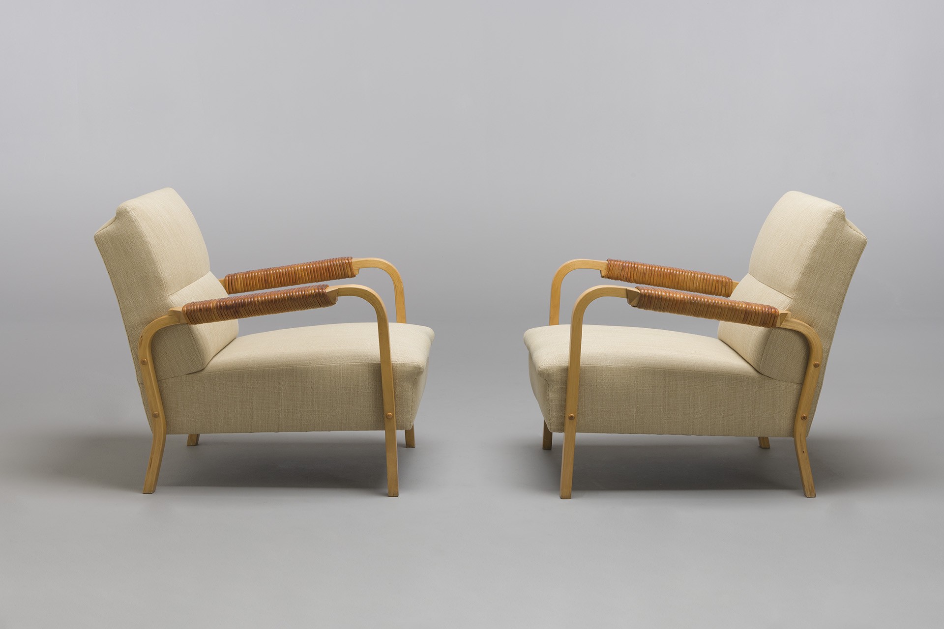 Pair of Armchairs Model no. 48 image 2