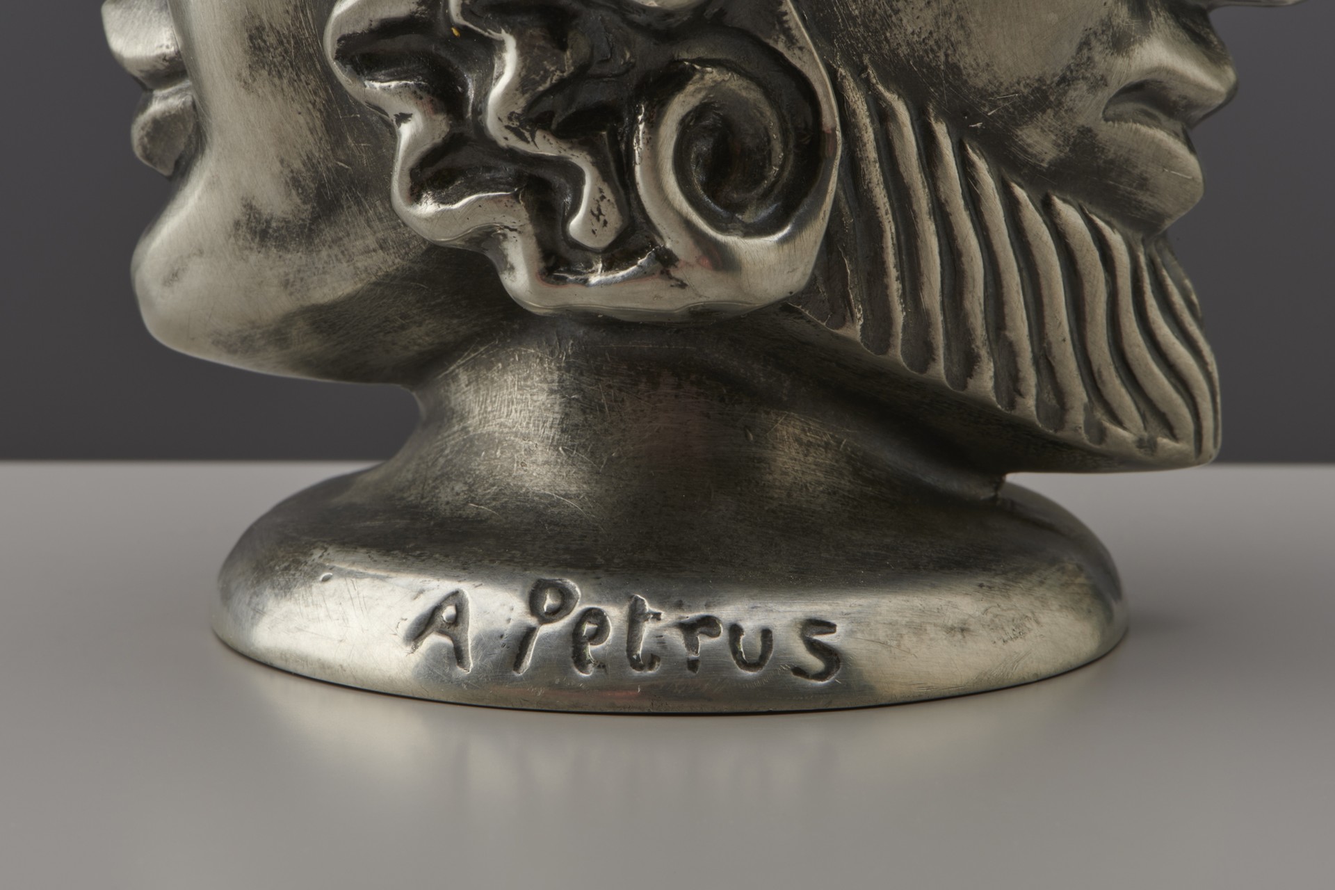 'Janus Head' Vase image 5