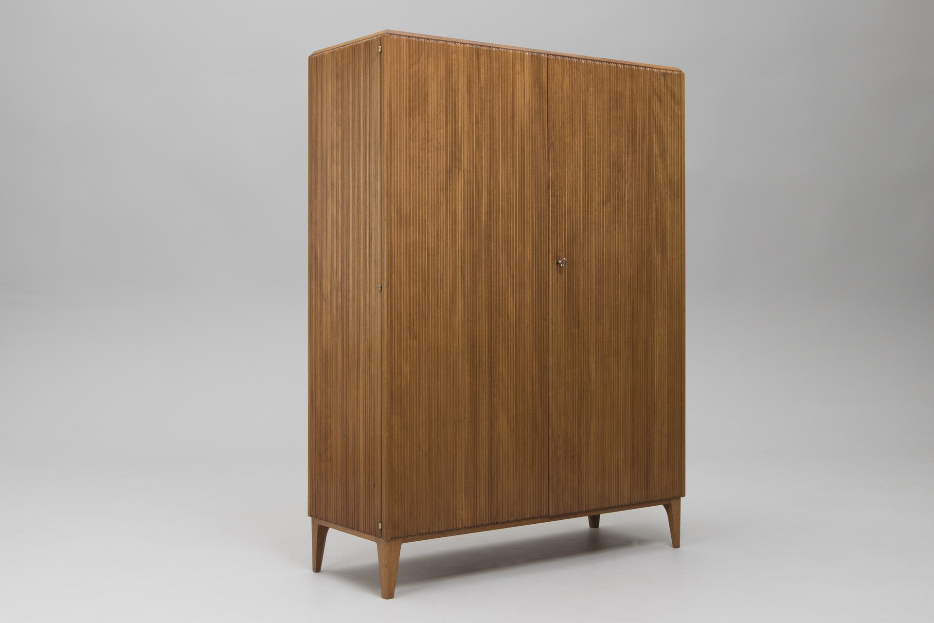"Anette" Cabinet