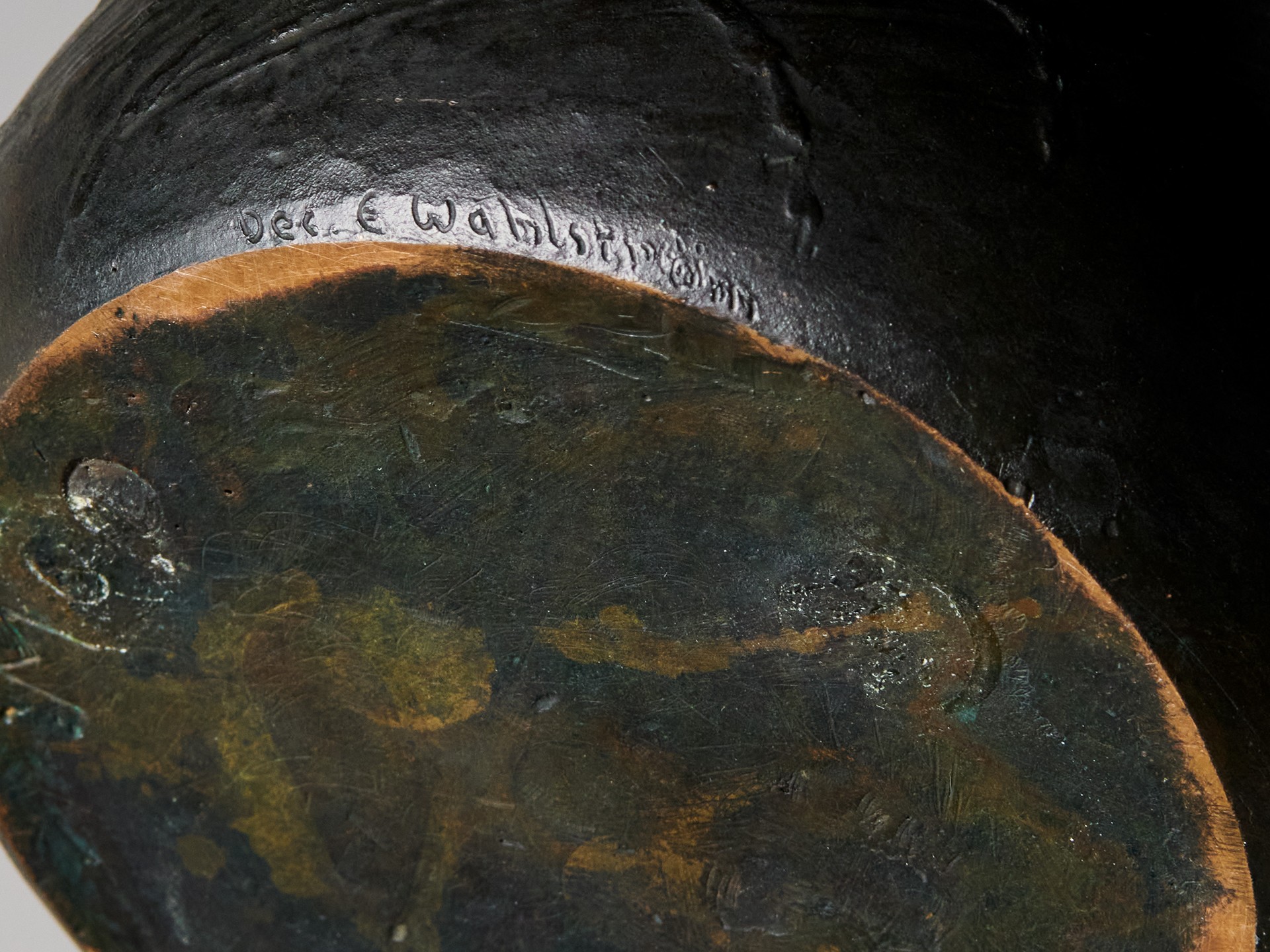 Vase image 9