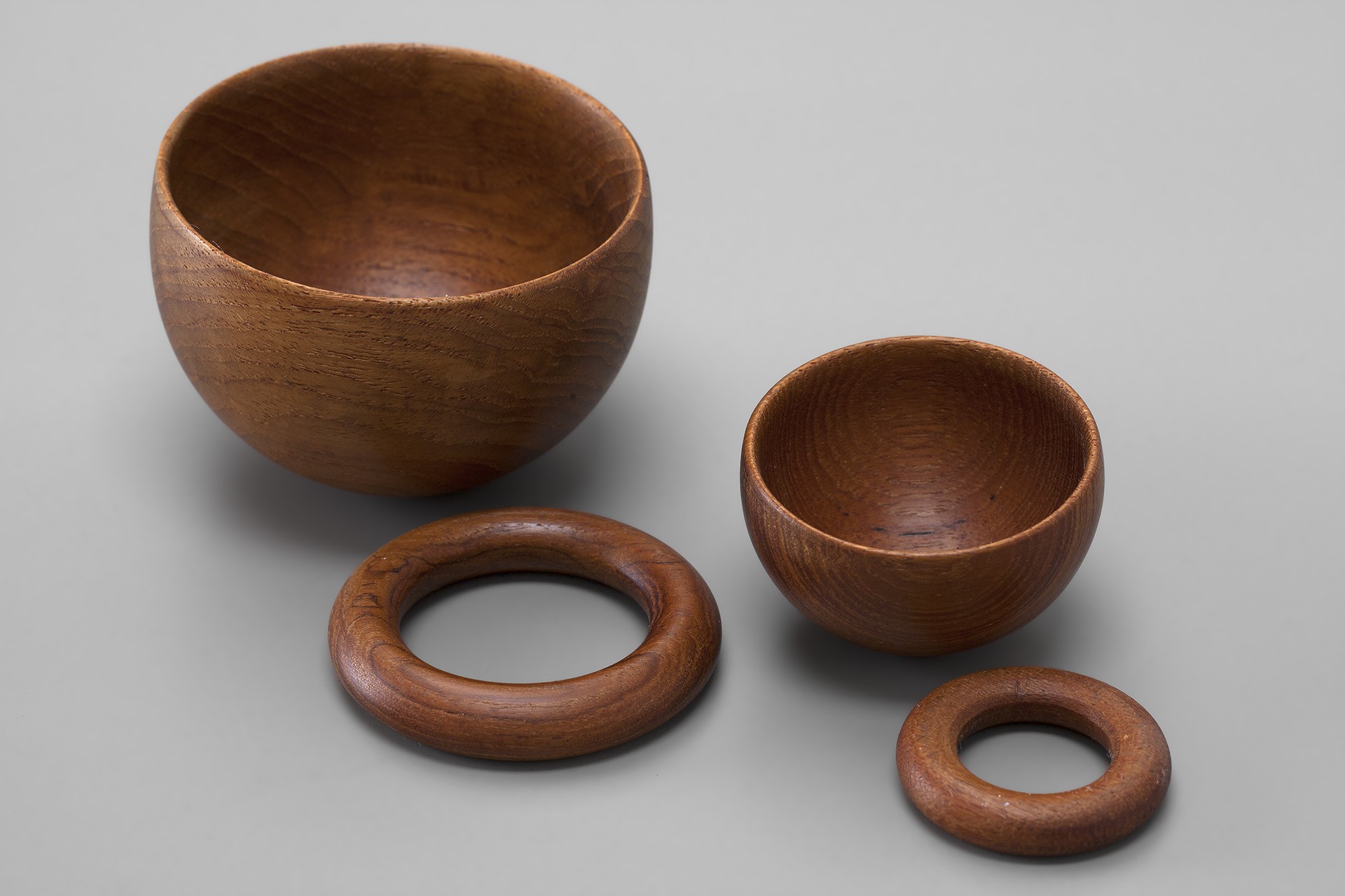 Two Miniature Bowls image 3