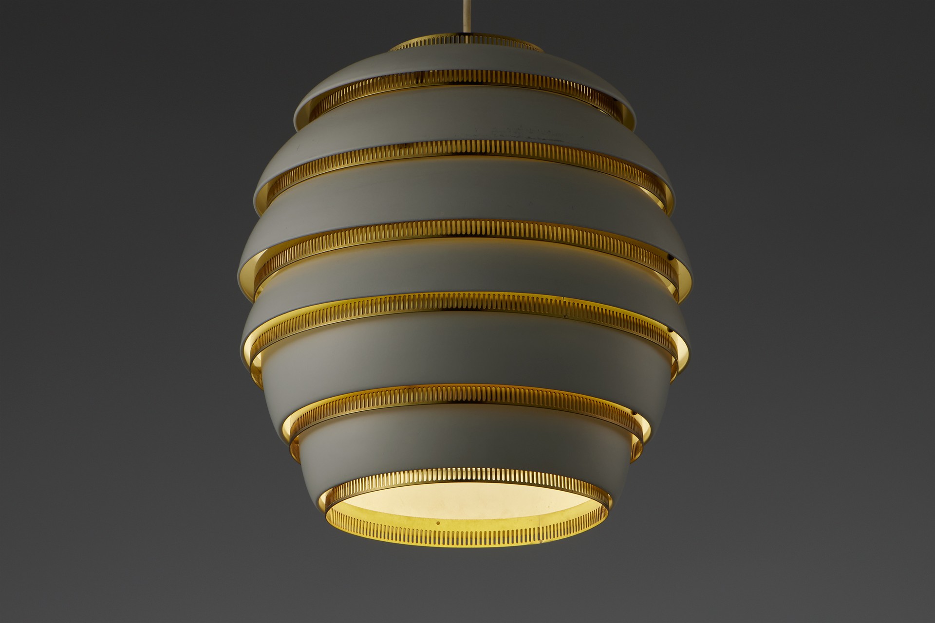 Large 'Beehive' Lamp, Model no. A 332 image 2