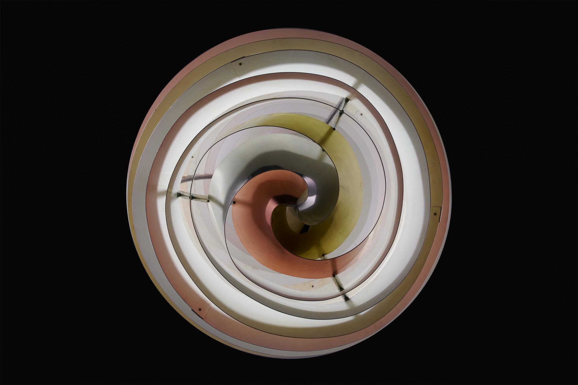 'Spiral' Ceiling Lamp image 8